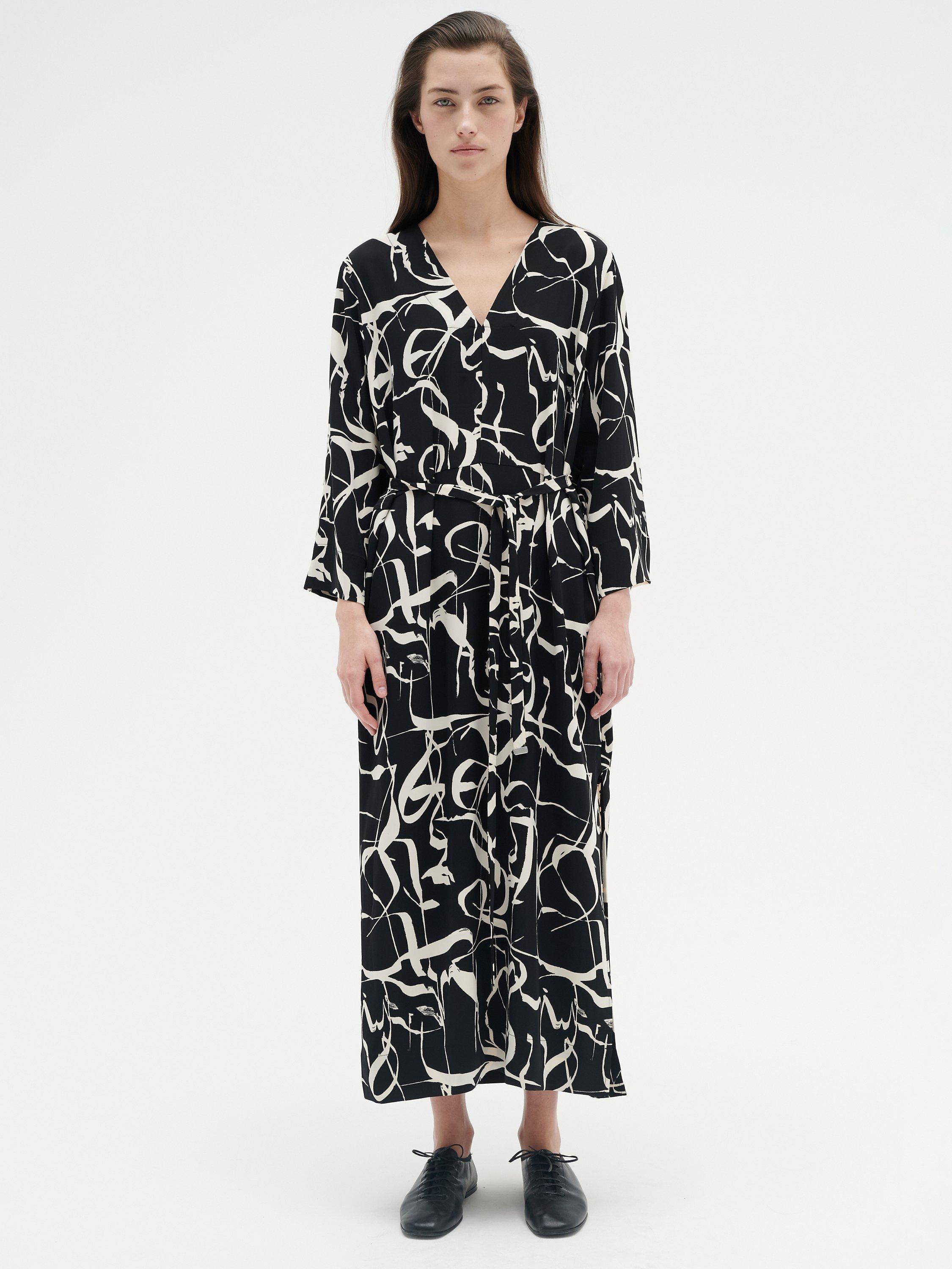Part Two Pailey Linen Tunic Dress, Poetic Scrible Black