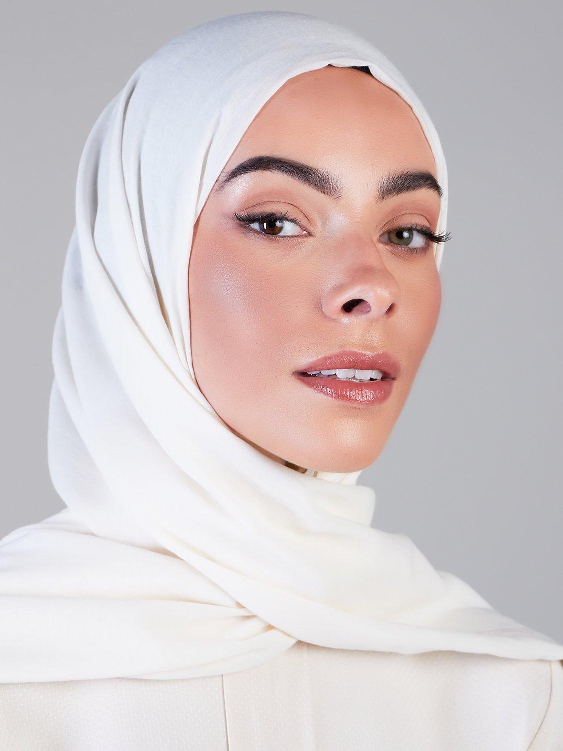 Product image 1 of 2, which shows Aab Organic Cotton Hijab, White, One Size