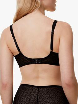 Triumph Signature Sheer Minimiser Bra - view 2, Black