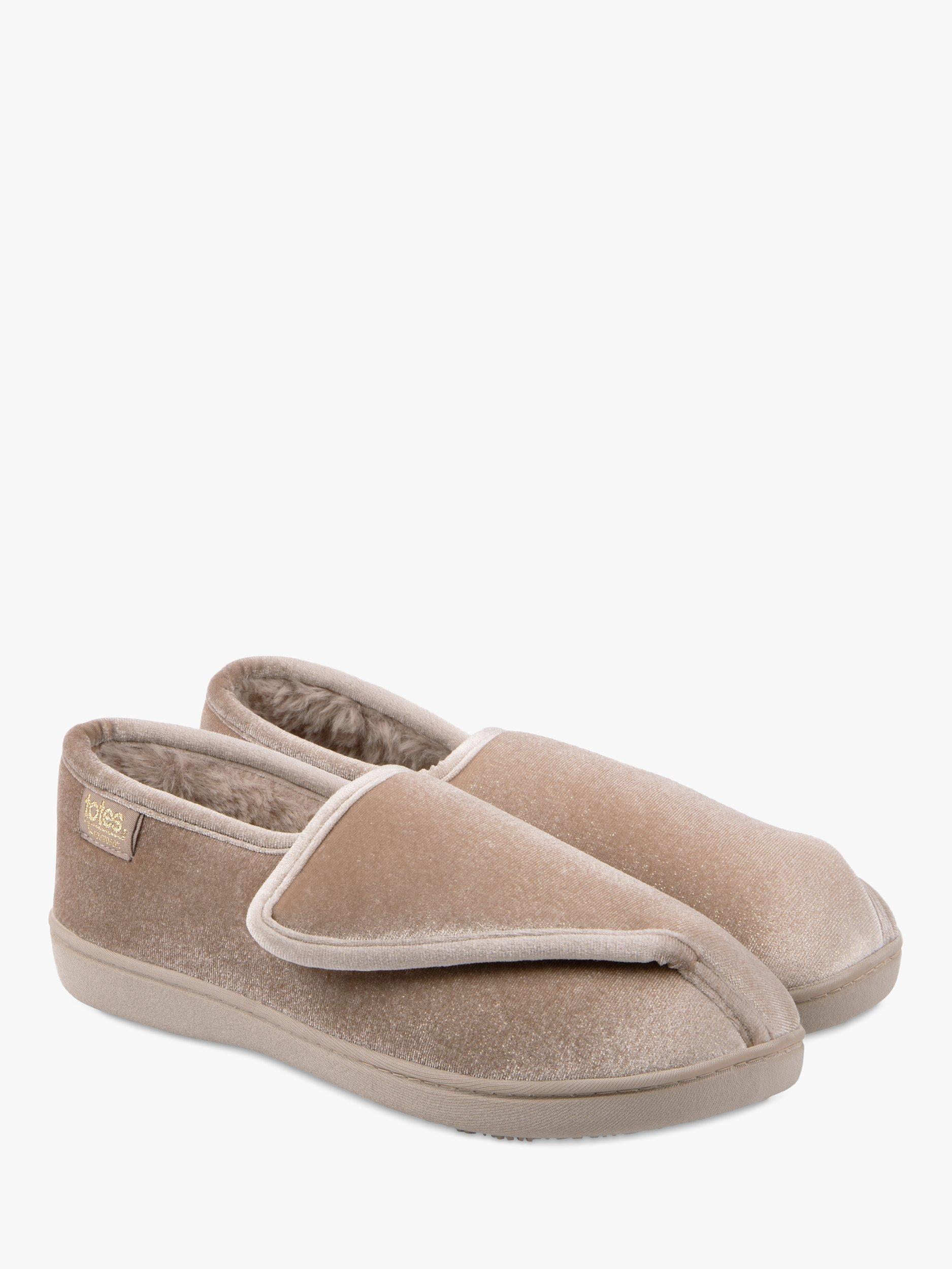 Women's slippers closed back sales