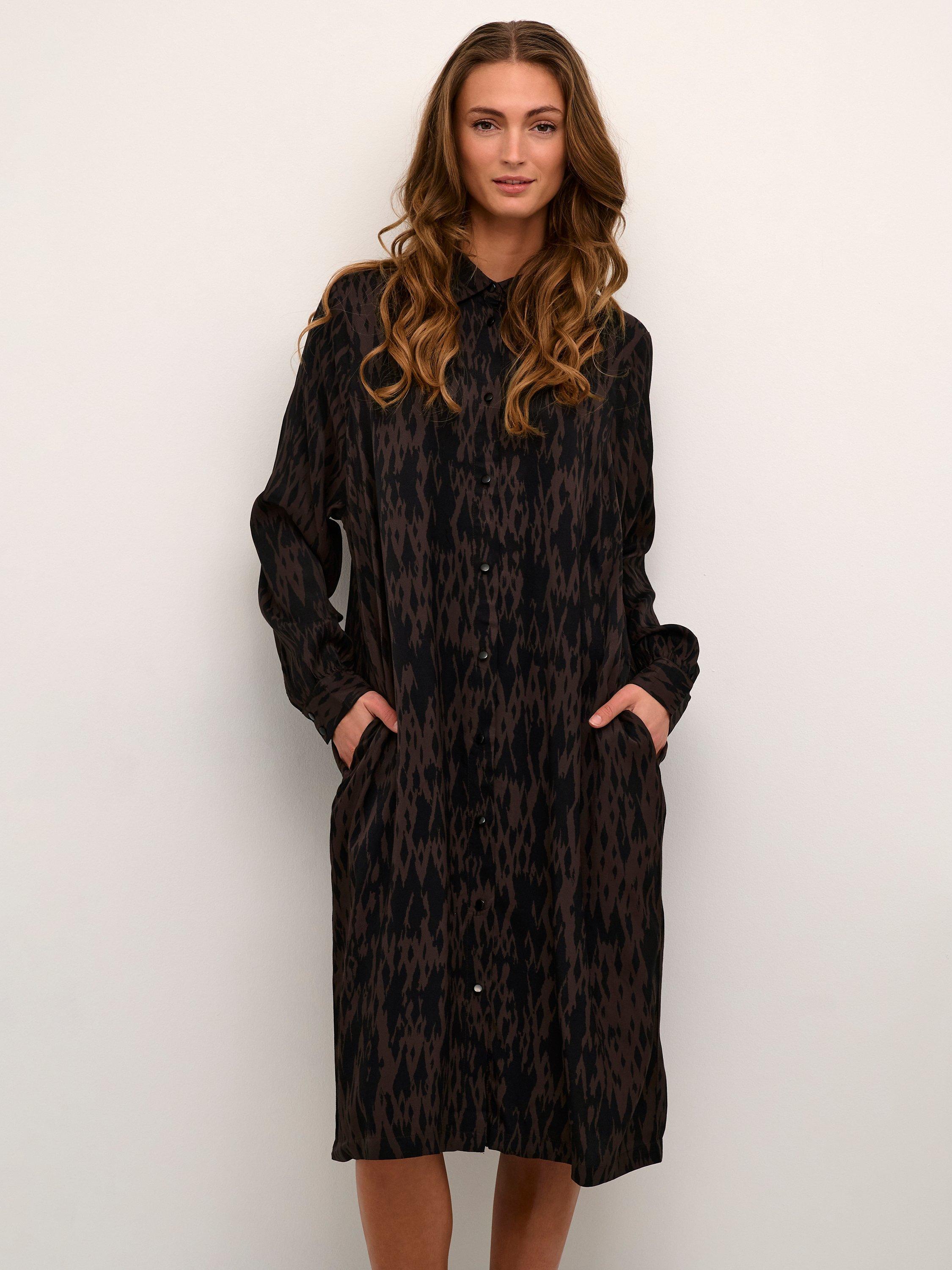 Black knee length shirt dress sale