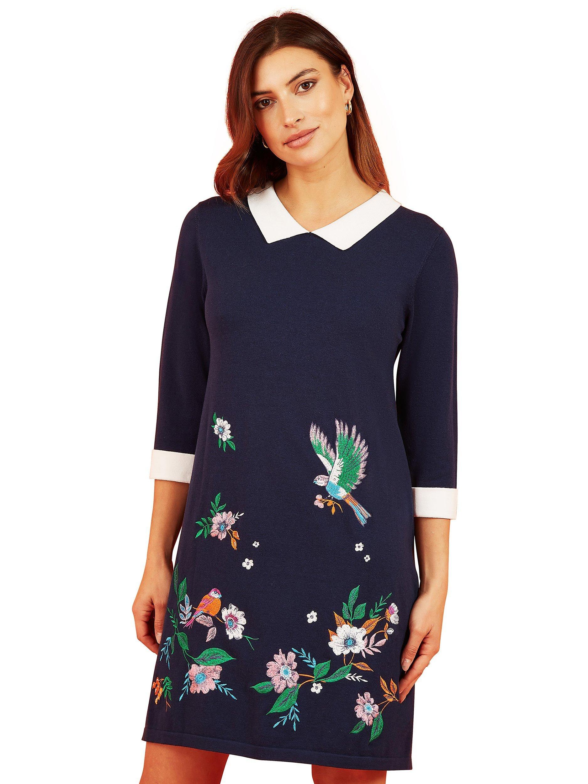 Yumi Embroidered Knitted Peter Pan Dress Navy