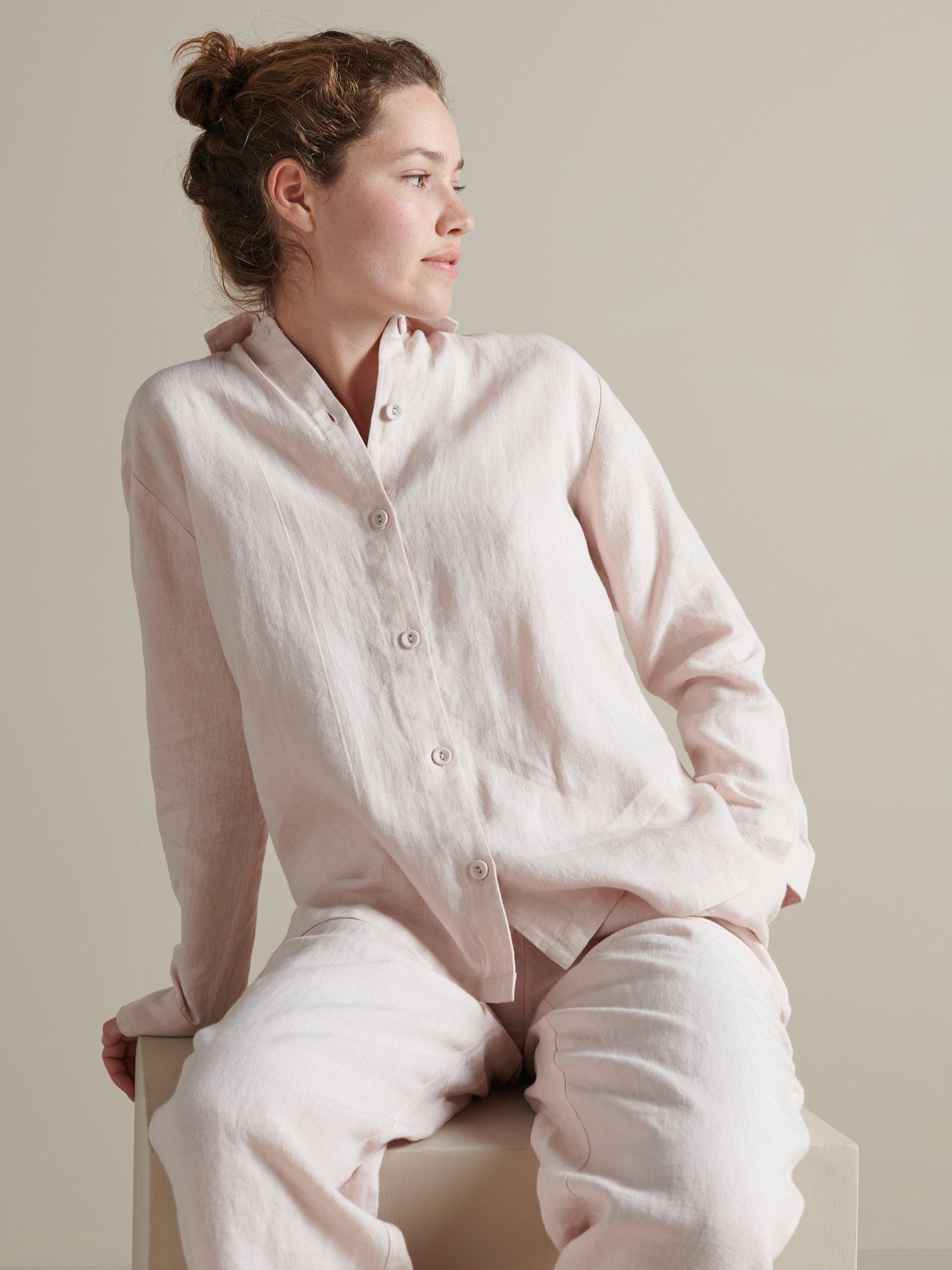 Product image 2 of 4, which shows Bedfolk 100% Linen Women’s Pyjama Set, Rose, XS