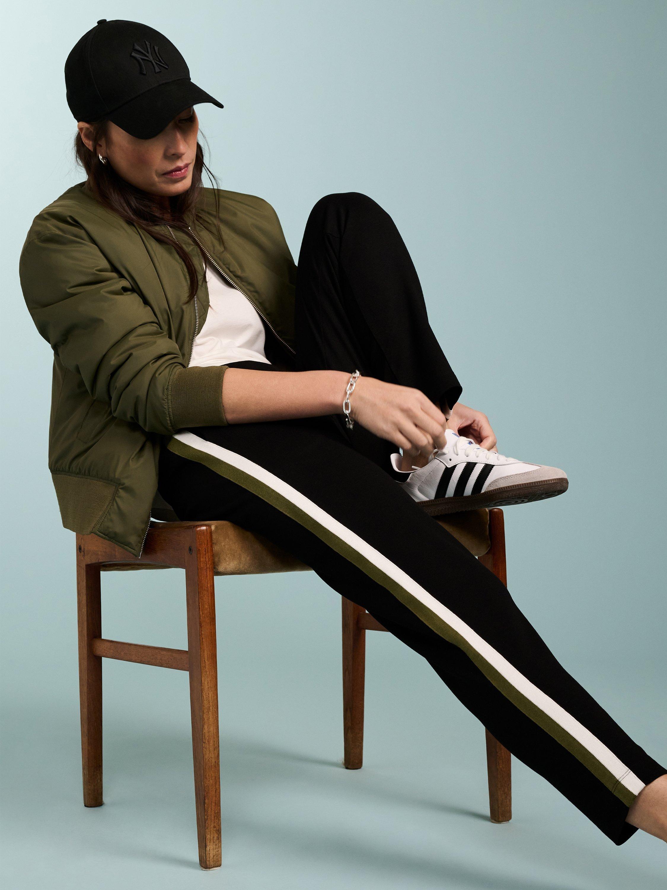 Product image 4 of 4, which shows Baukjen Jay Trousers, Caviar Black/Olive, 10