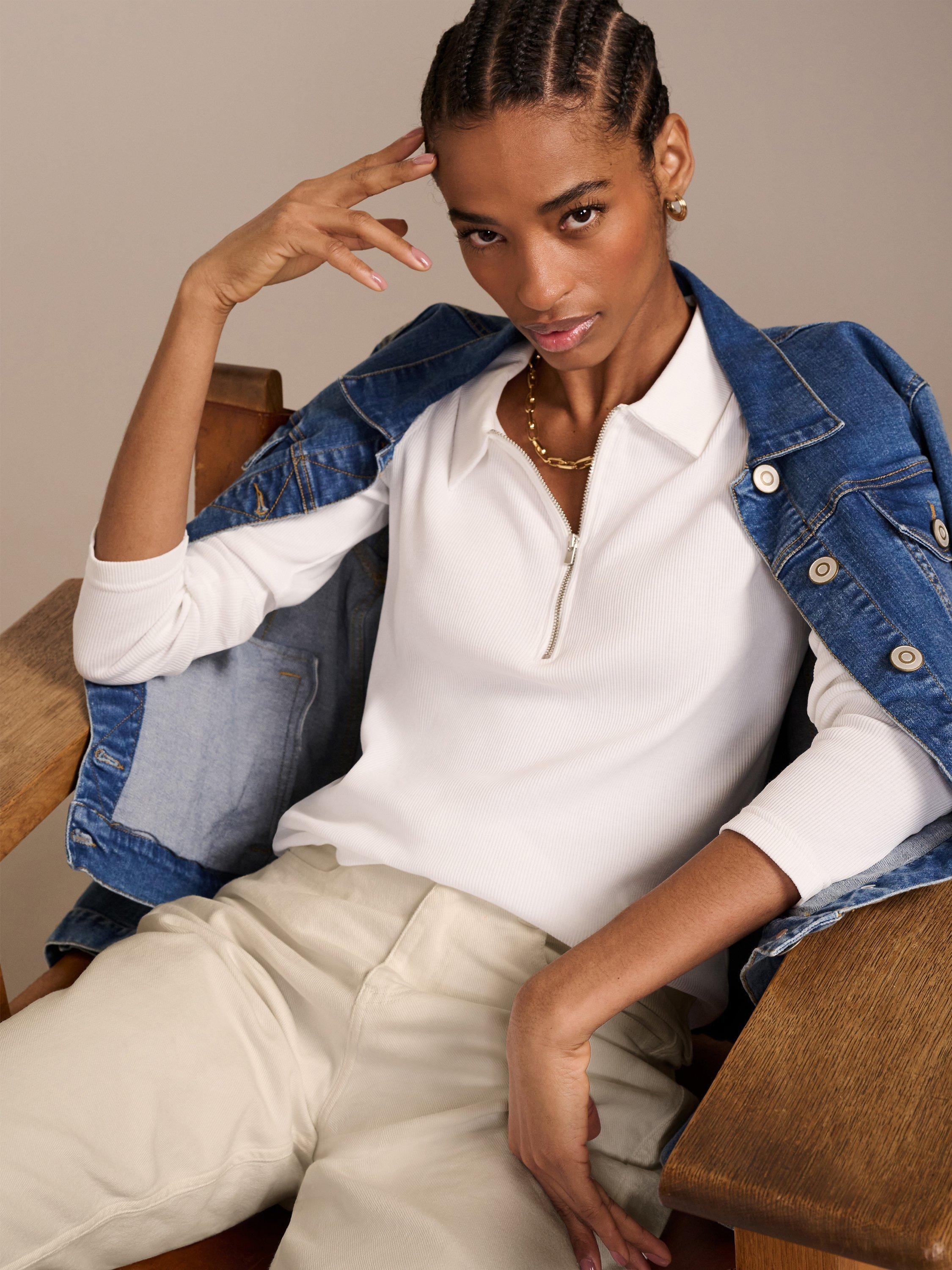 Product image 1 of 6, which shows Baukjen Zip Top, Antique White, 10