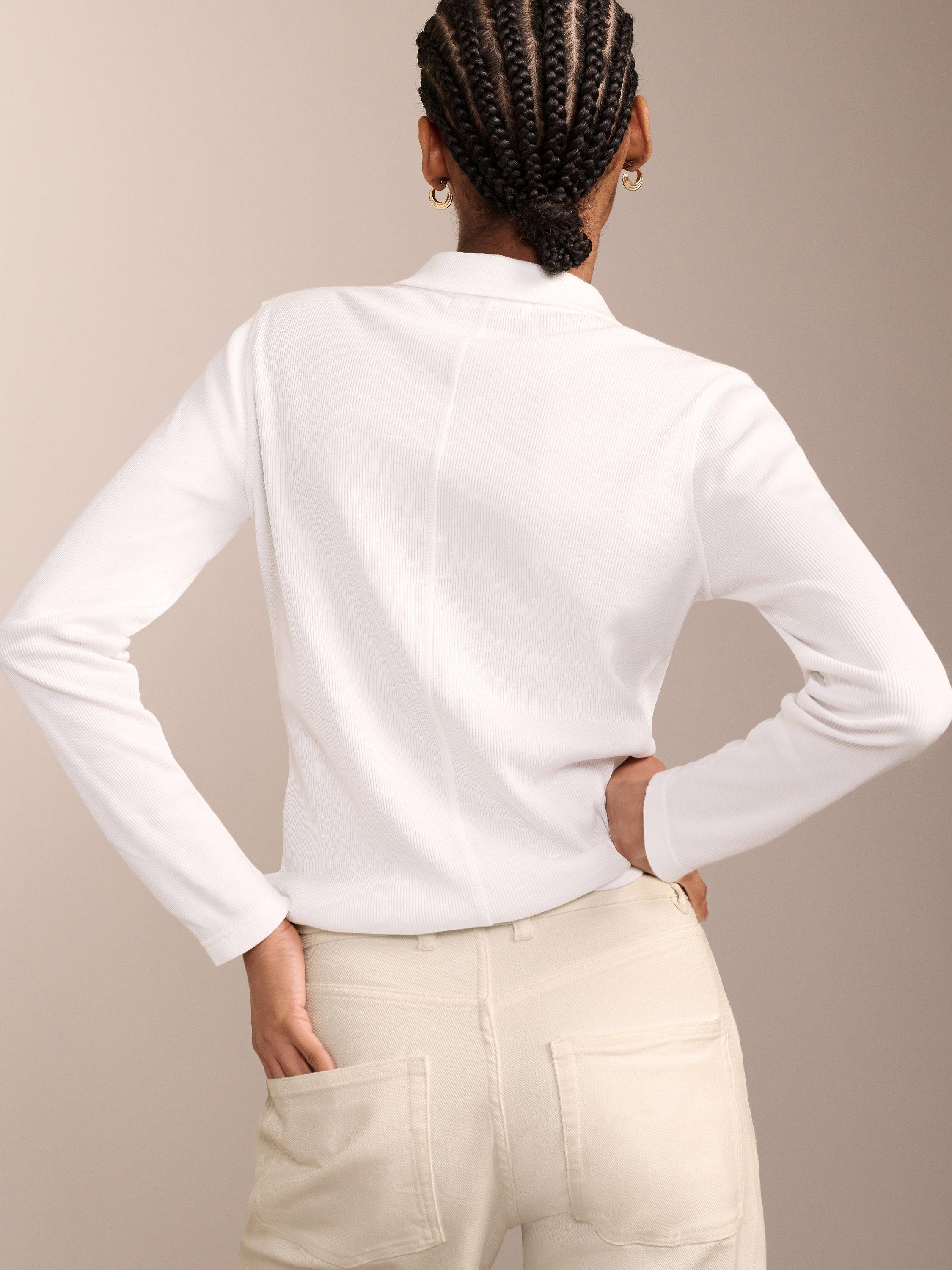 Product image 6 of 6, which shows Baukjen Zip Top, Antique White, 10