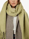 Bloom & Bay Nerine Heavy Scarf