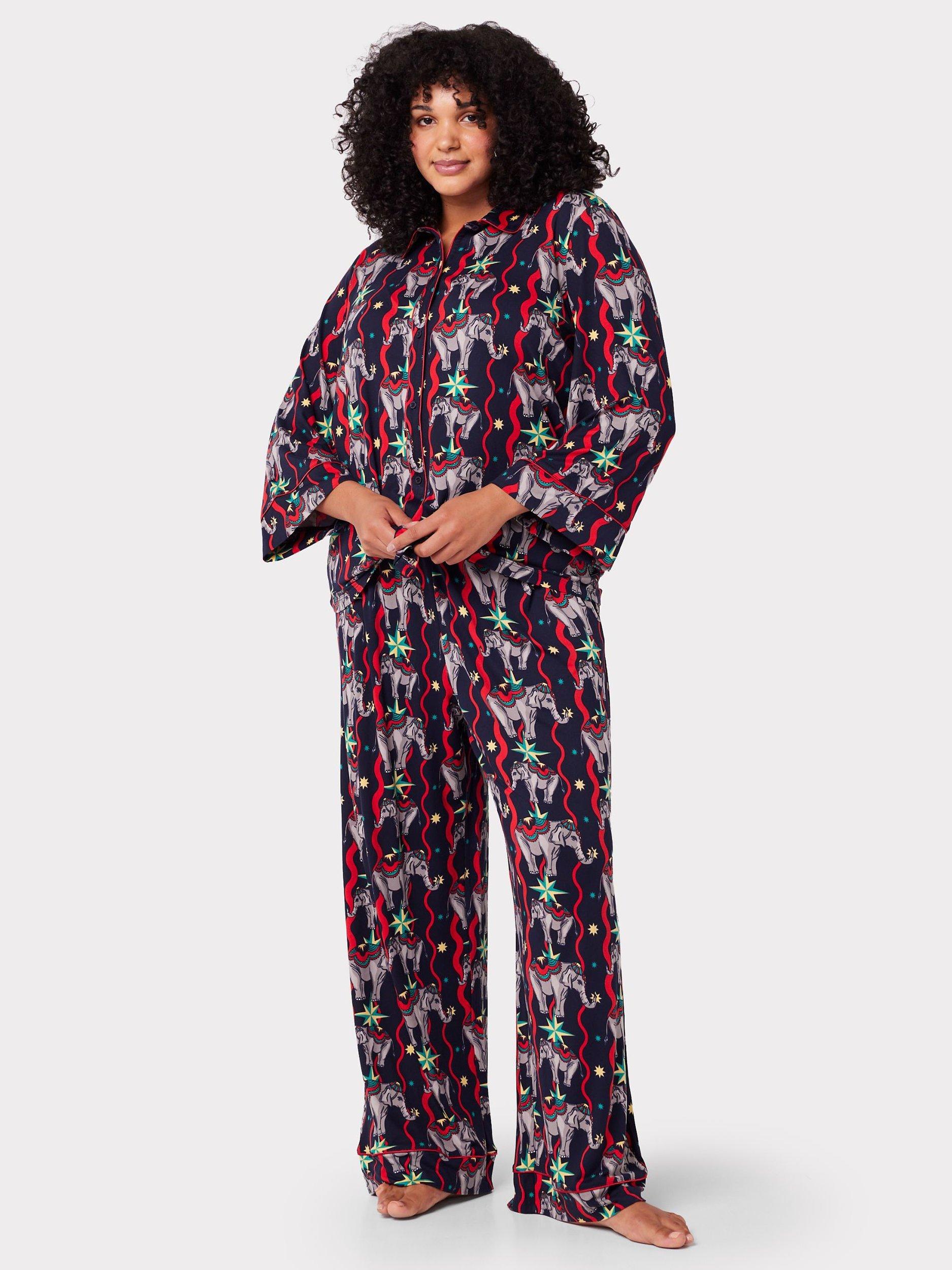 Chelsea Peers Curve Elephant Print Long Pyjama Set, Navy/Multi
