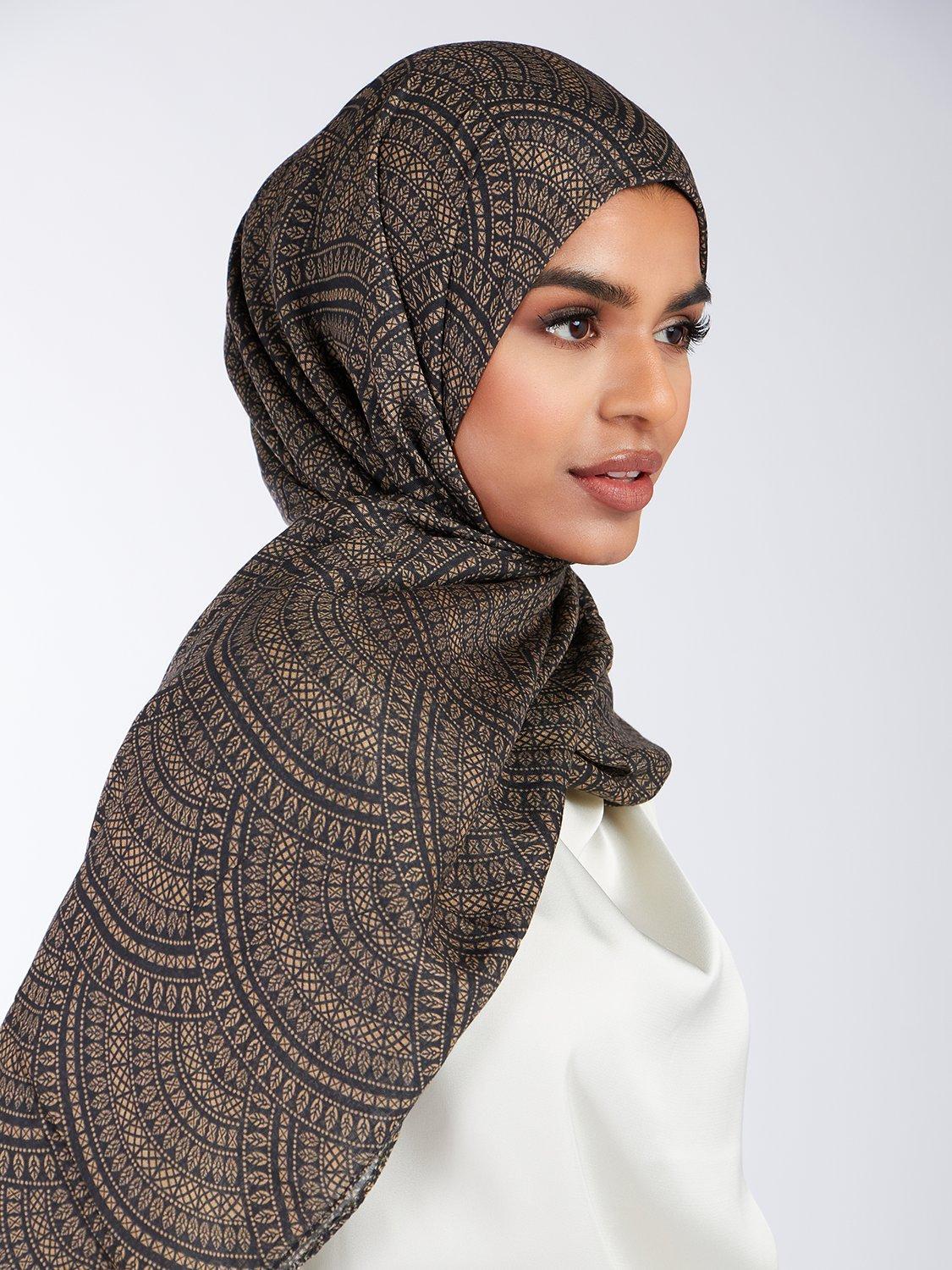 Product image 1 of 2, which shows Aab Viscose Hijab, Samsara Print, One Size
