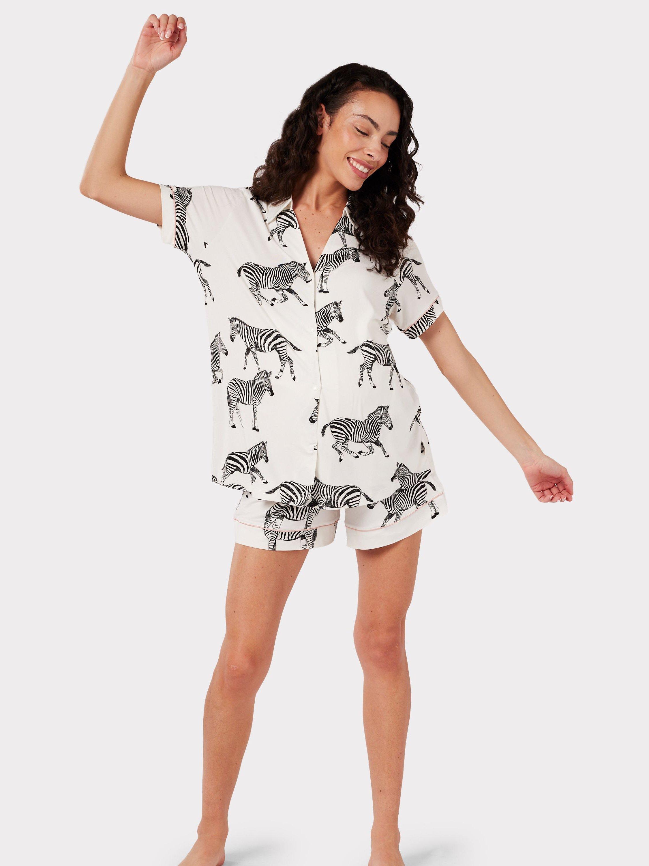 Product image 2 of 6, which shows Chelsea Peers Zebra Short Shirt Maternity Pyjama Set, White, 22