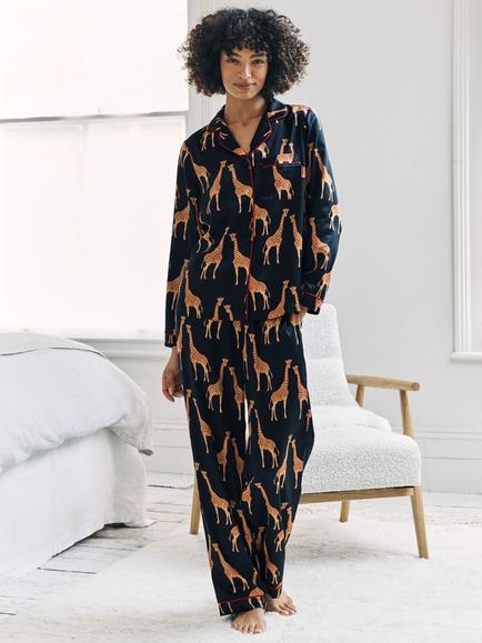 Chelsea Peers Giraffe Satin Long Shirt Pyjama Set, Navy/Multi, Navy/Multi