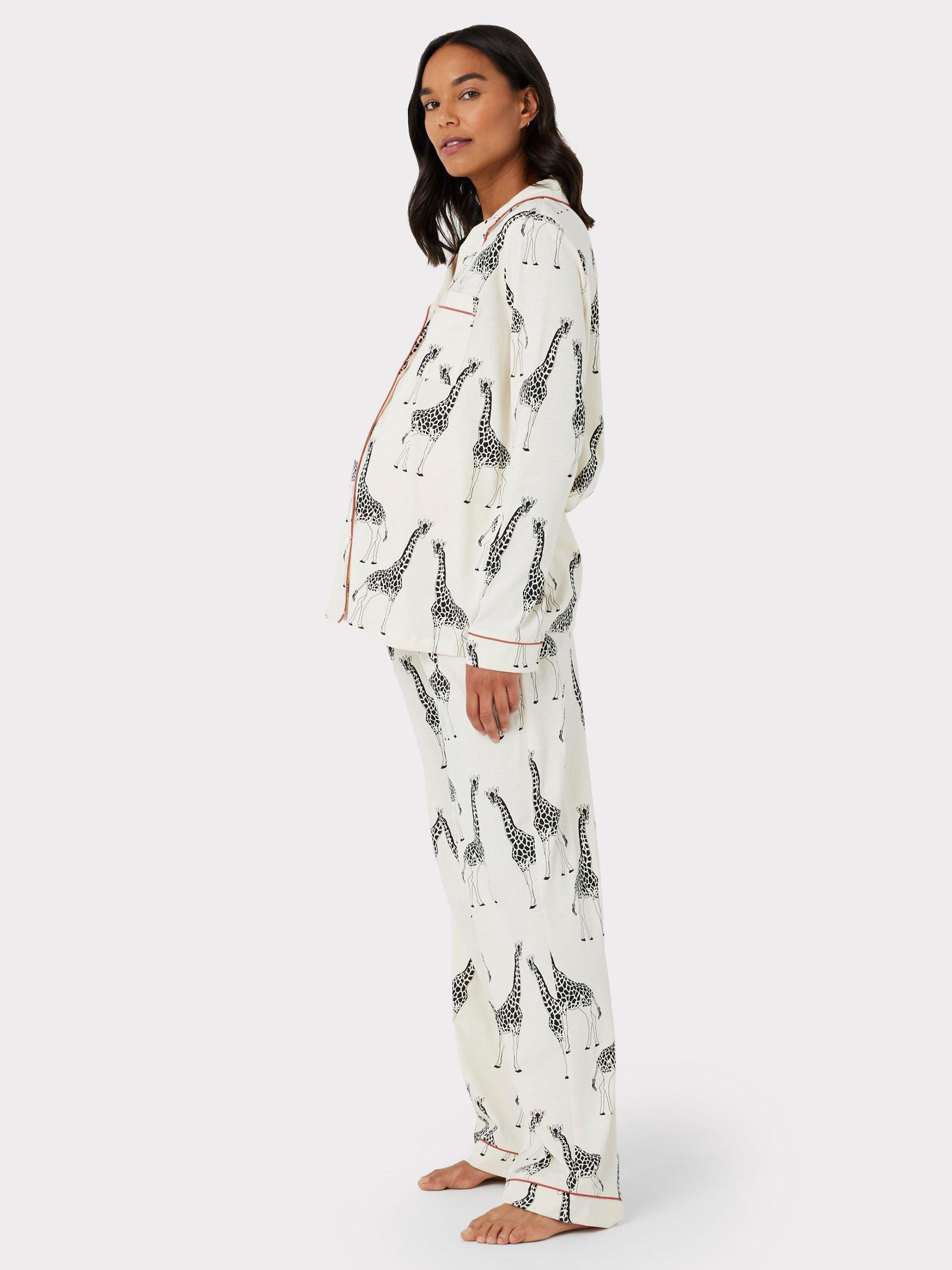 Product image 2 of 5, which shows Chelsea Peers Giraffe Long Shirt Organic Cotton Maternity Pyjama Set, Off White, 10