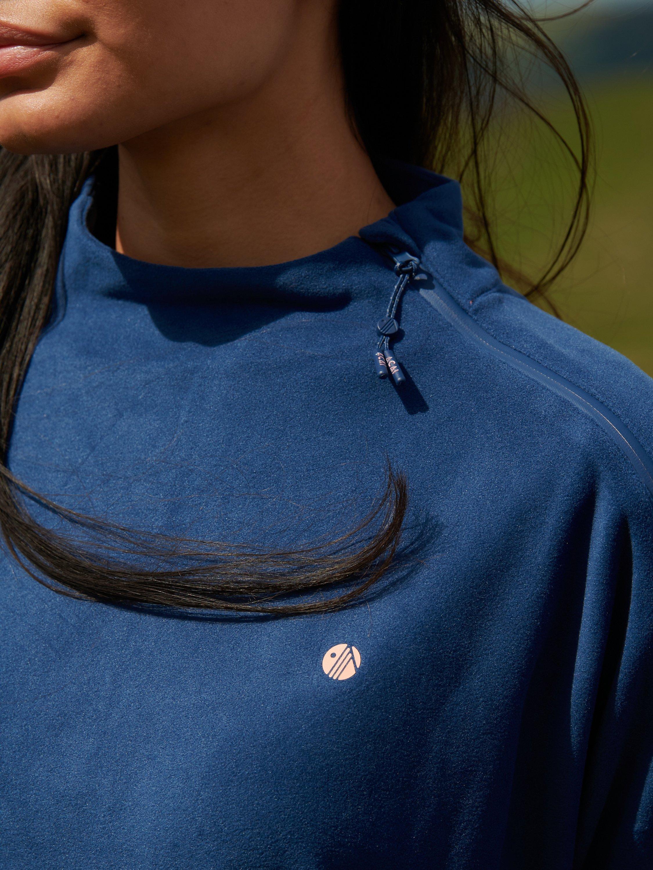 Product image 8 of 8, which shows ACAI Escape Lightweight Fleece, Moonlight Blue, M