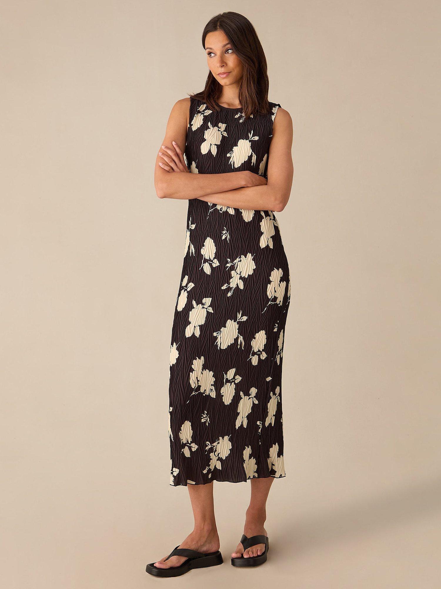 Product image 1 of 4, which shows Ro&Zo Mono Floral Print Plisse Tube Dress, Black, 8