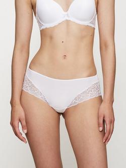 Triumph Modern Amourette Spotlight Hipster Briefs, White
