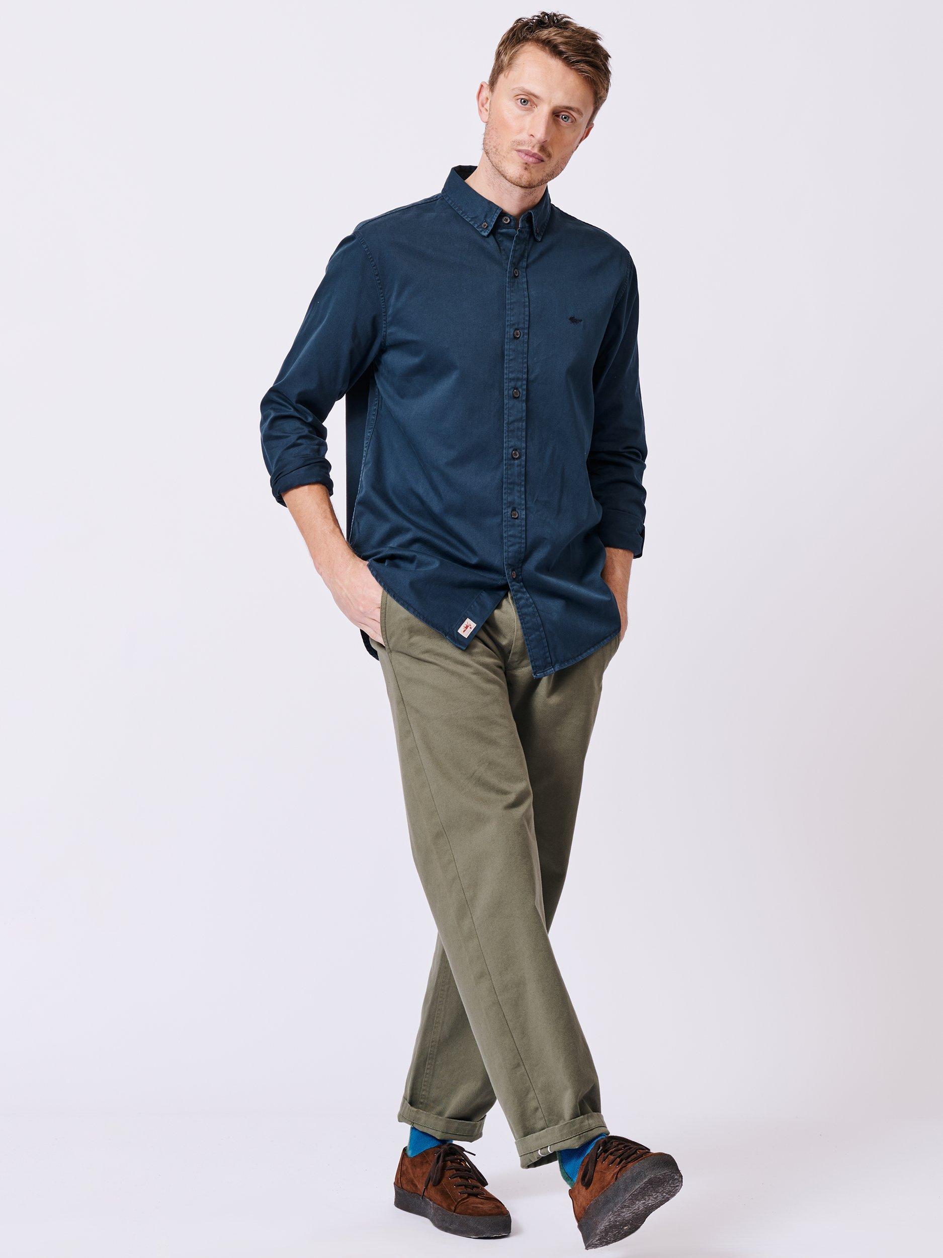 Product image 3 of 6, which shows Aubin Hessle Garment Dyed Cotton Shirt, Navy, S