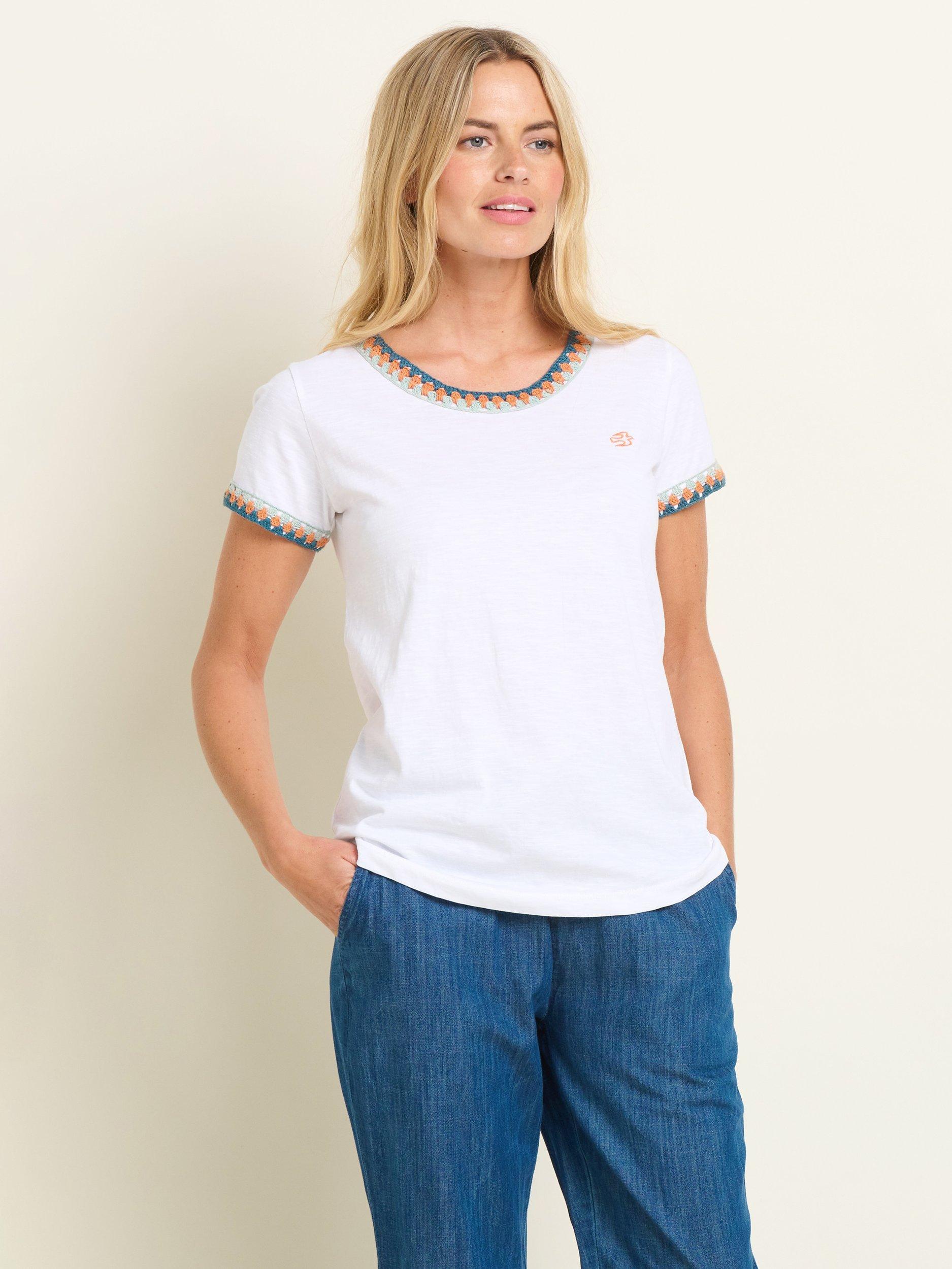 Brakeburn Reya Crochet Trim T-shirt, White