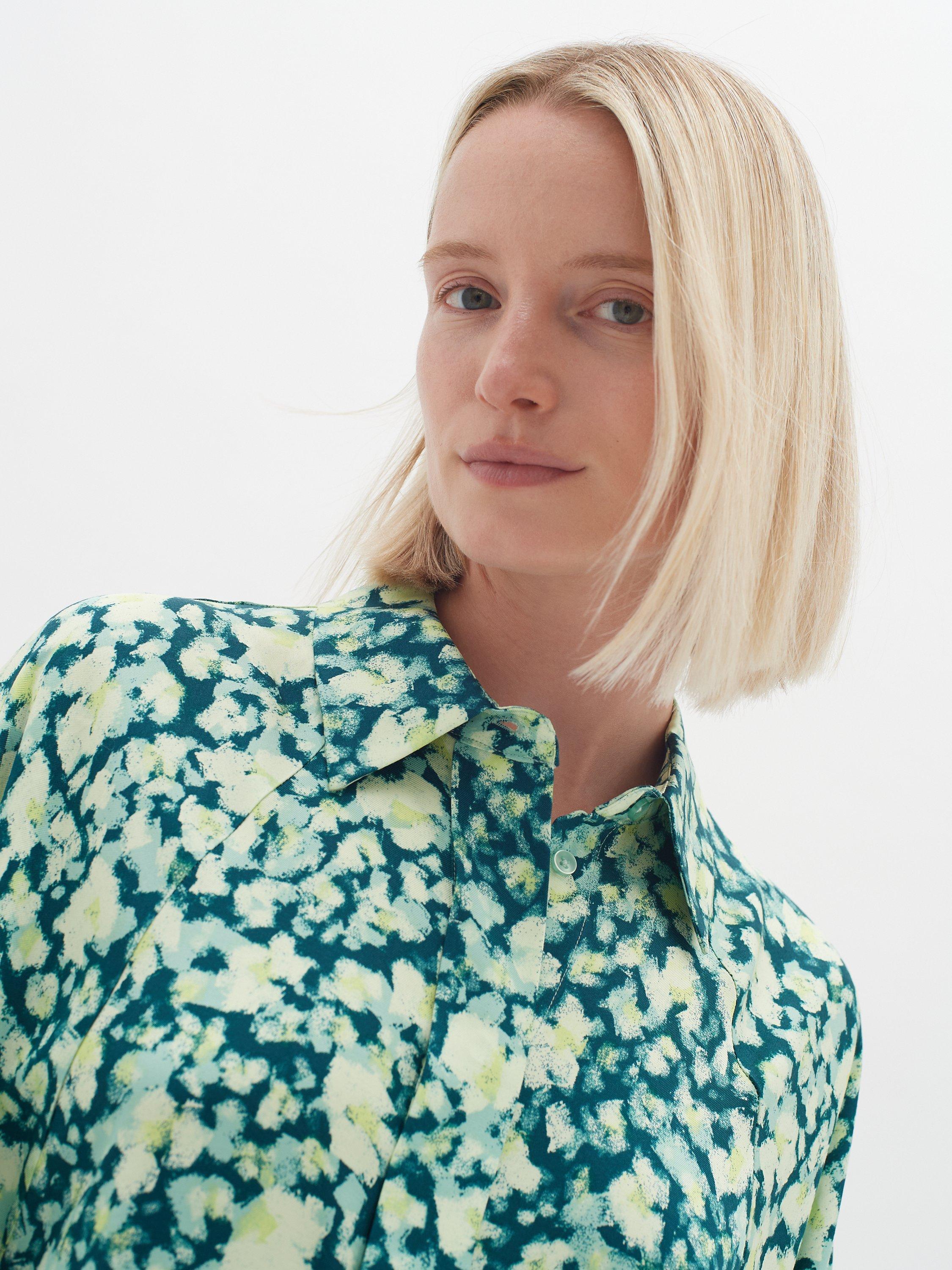 Product image 4 of 9, which shows InWear Hazel Shirt Midi Dress, Green Painted Flower, 8