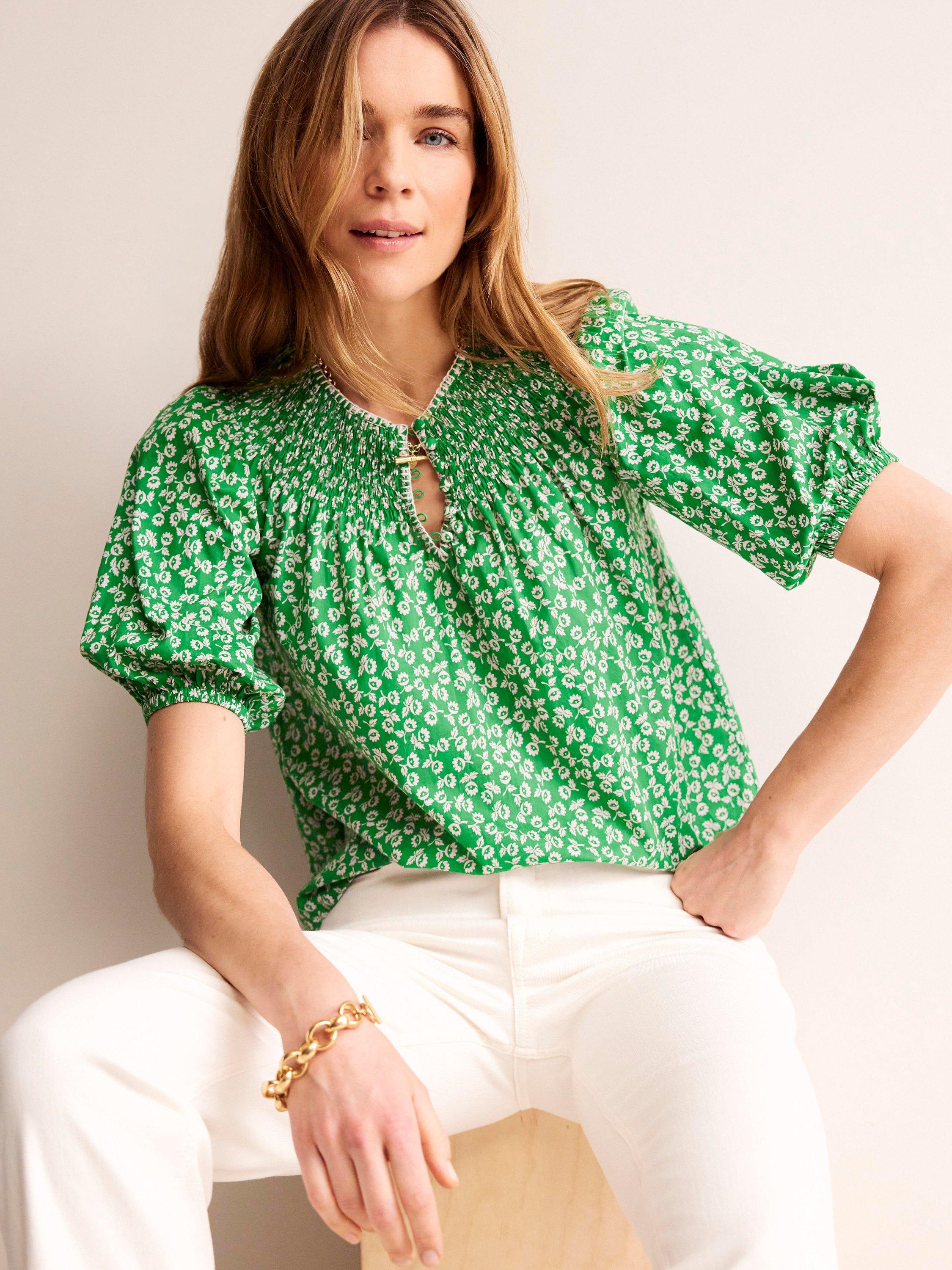 Boden Easy Stitch Ditsy Bud Floral Top, Green