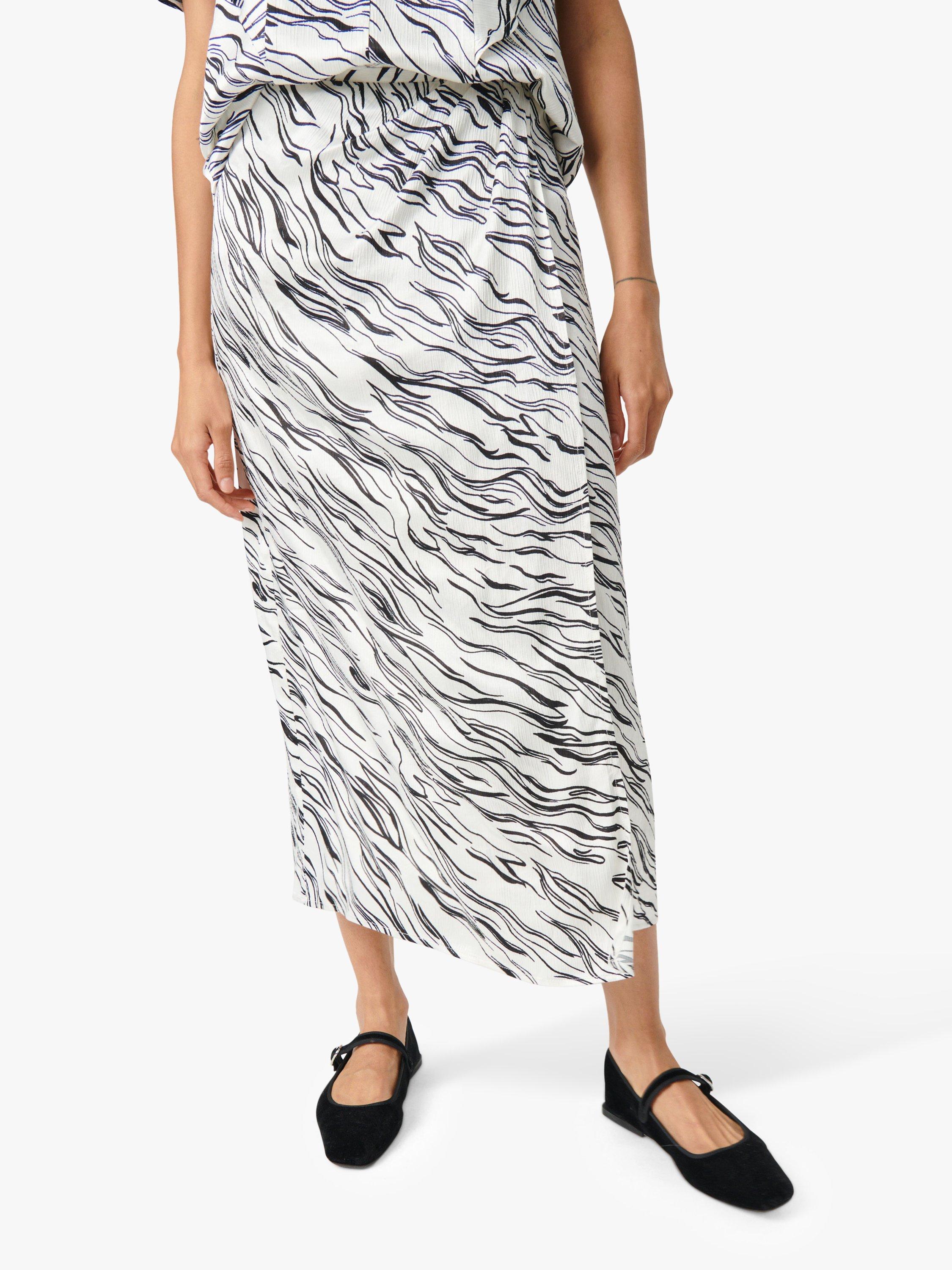 Soaked In Luxury Vinka Wrap Maxi Skirt, White/Black Wave, XS