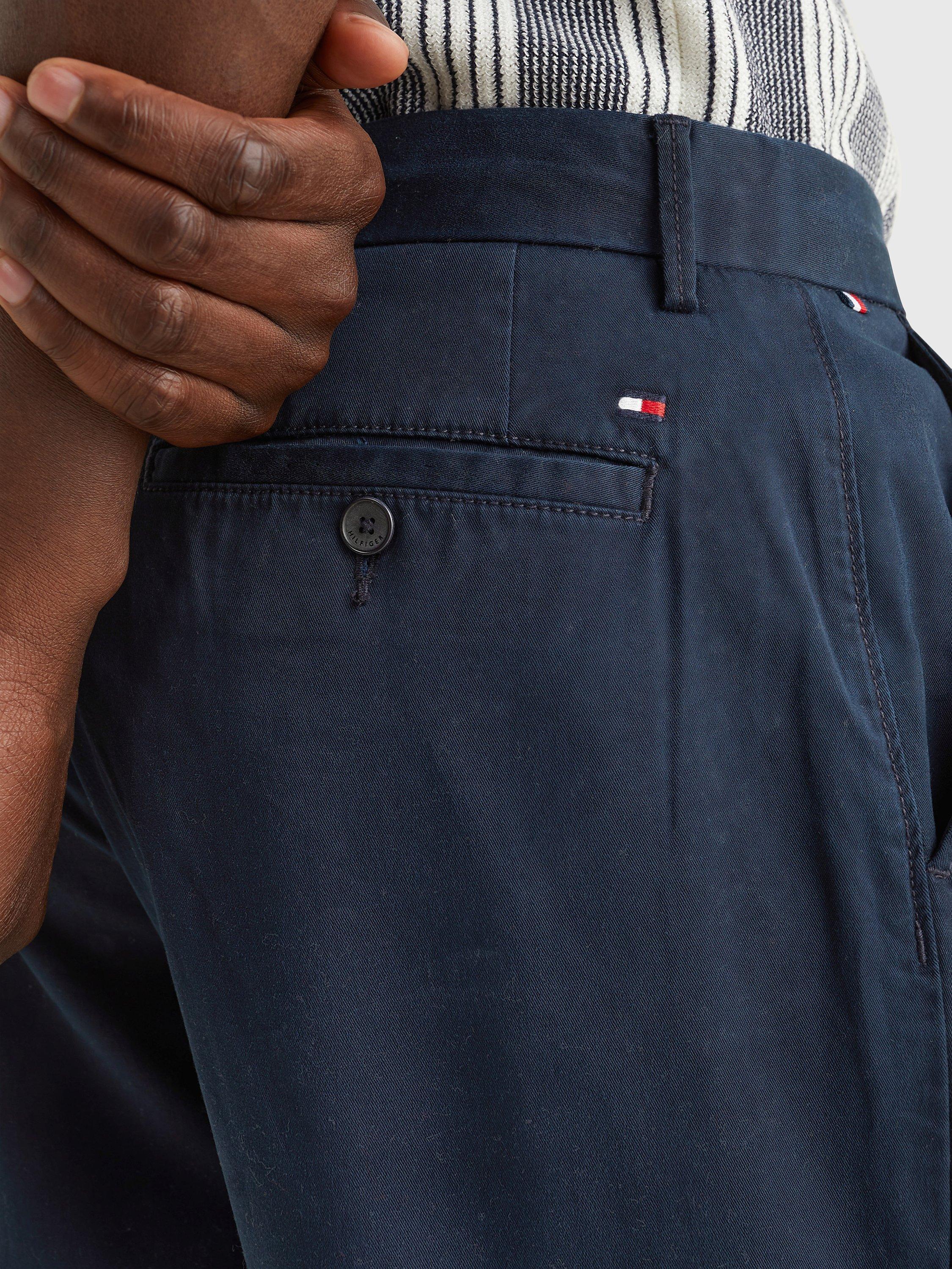 Product image 3 of 5, which shows Tommy Hilfiger 1985 Harlem Chino Shorts, Desert Sky, 30R