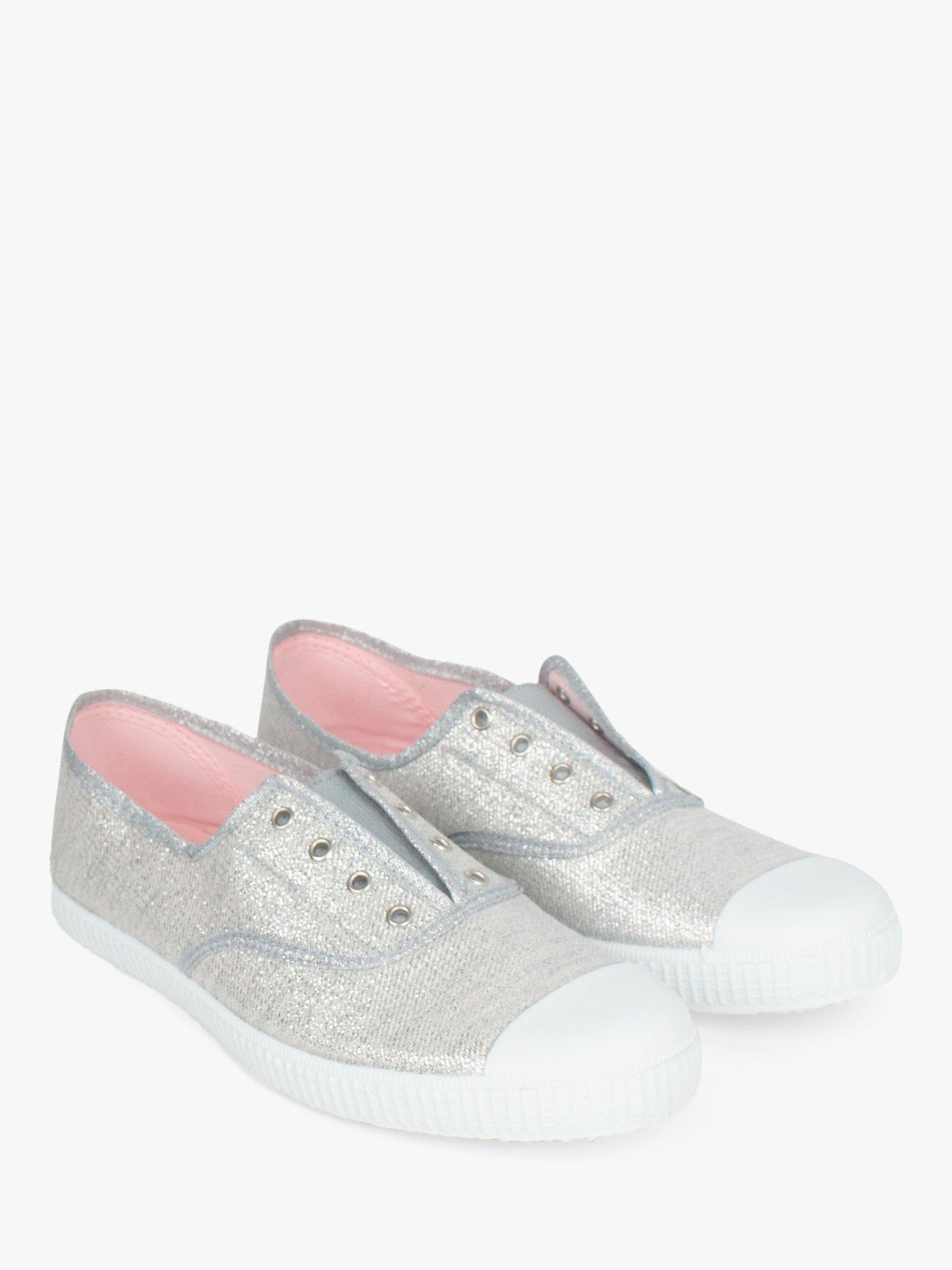 Product image 2 of 2, which shows Trotters Adult Hampton Plum Canvas Shoes, Silver, 5