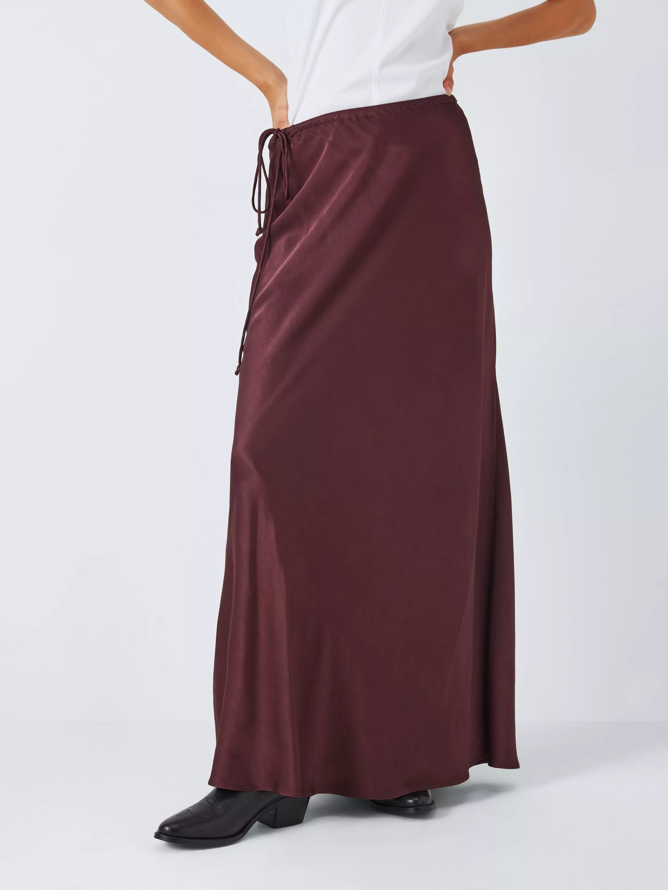 AND OR Savana Satin Skirt