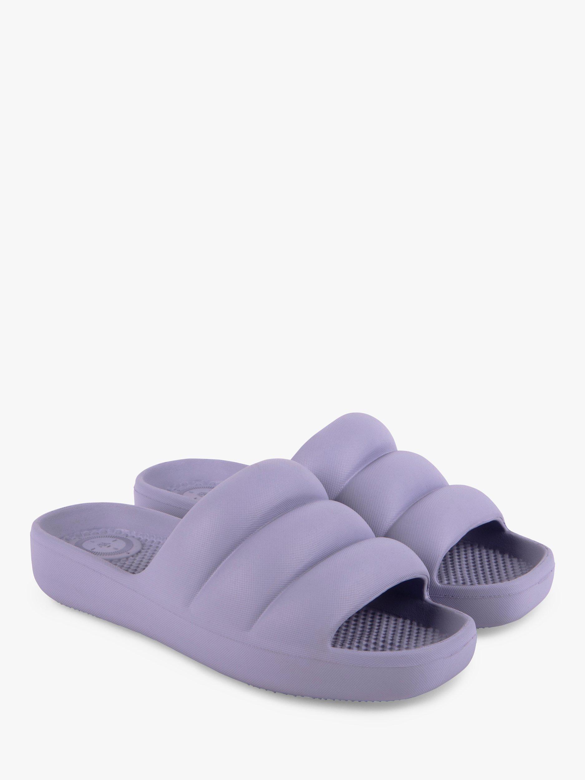 Product image 5 of 6, which shows totes Puffy Slider Sandals, Lilac Periwinkle, 4