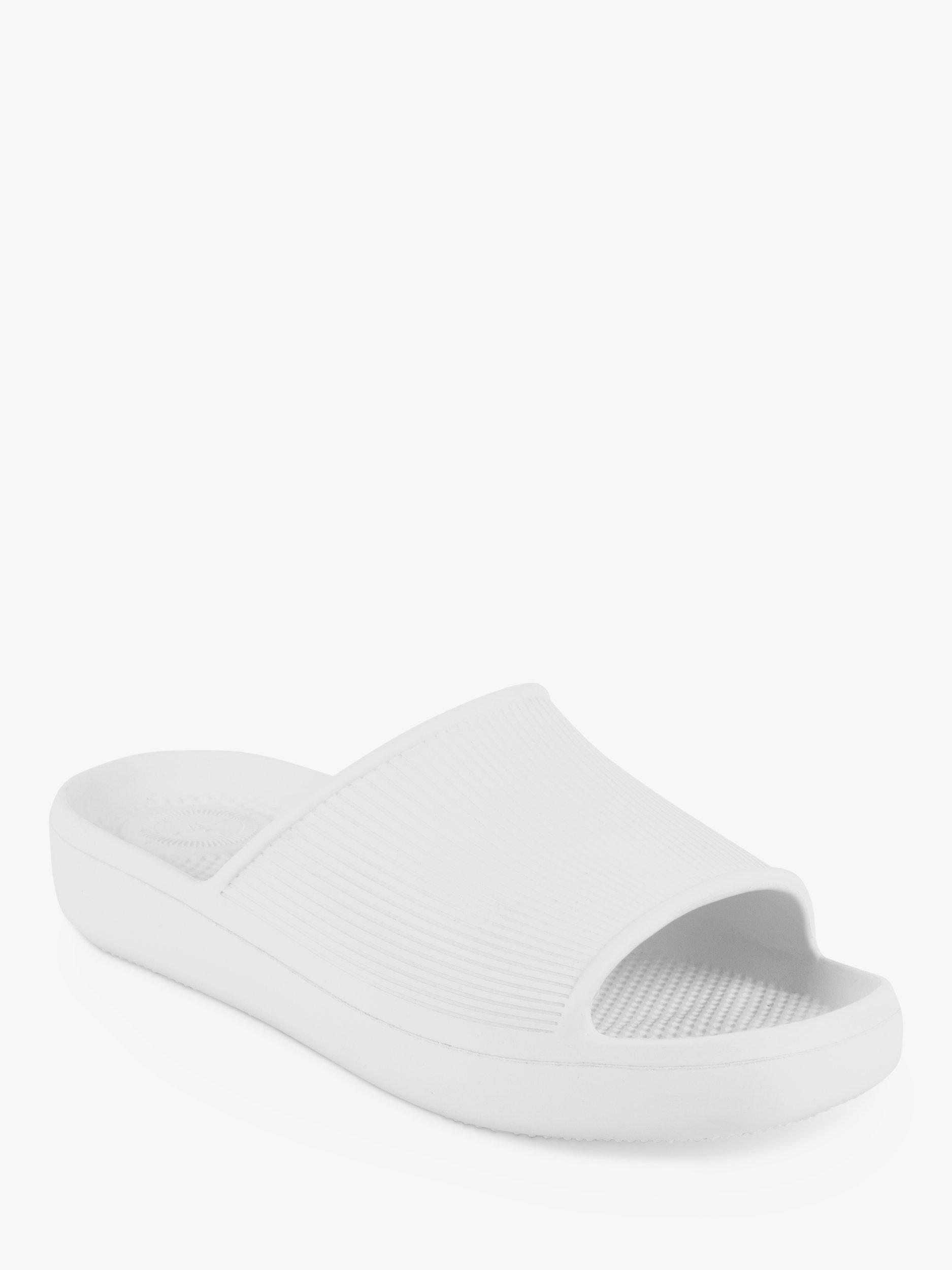 Product image 2 of 6, which shows totes SOLBOUNCE Ribbed Slider Sandals, White, 4