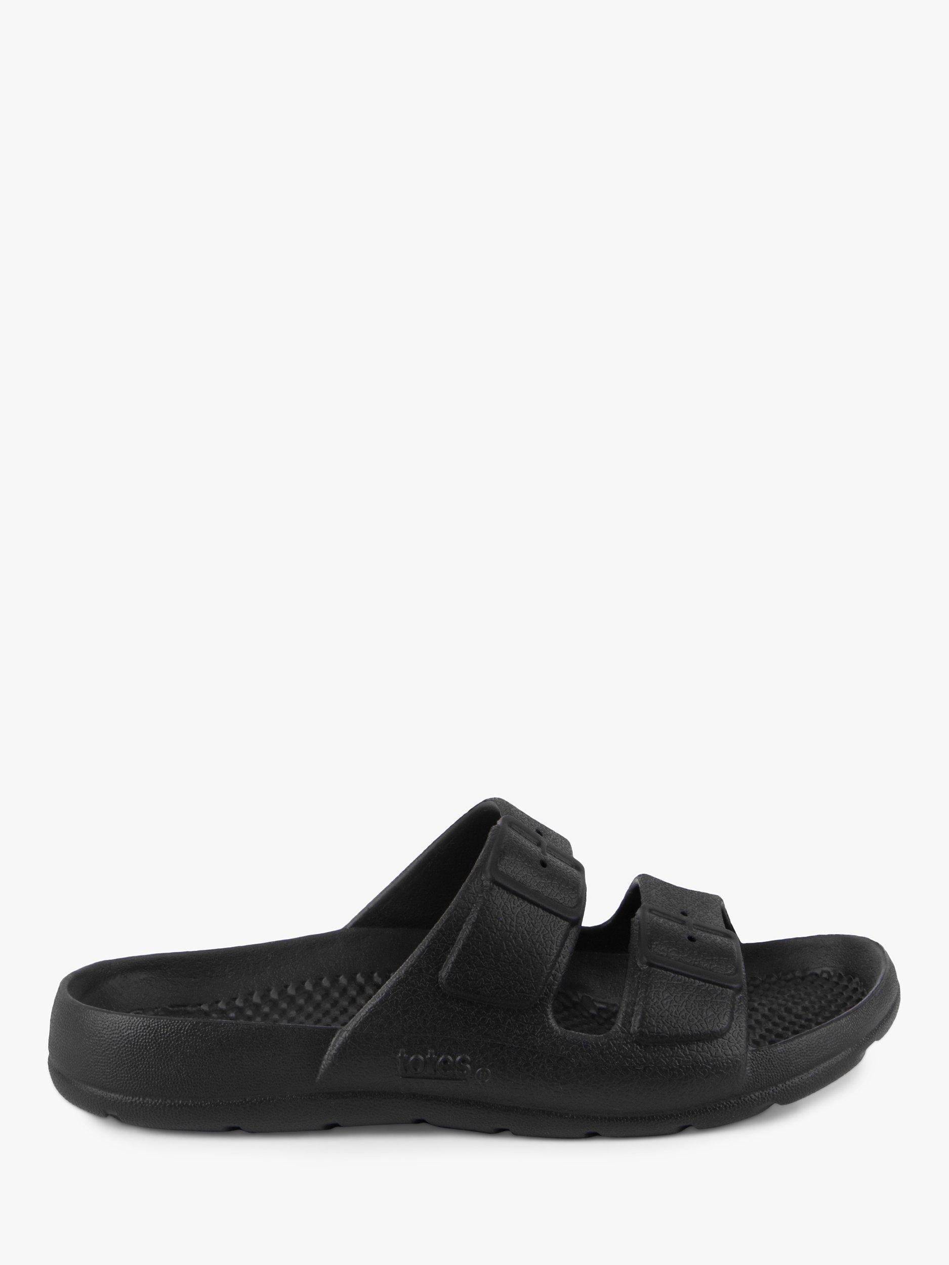 Product image 1 of 6, which shows totes Kids' SolBounce Moulded Buckle Sliders, Black, 2-3