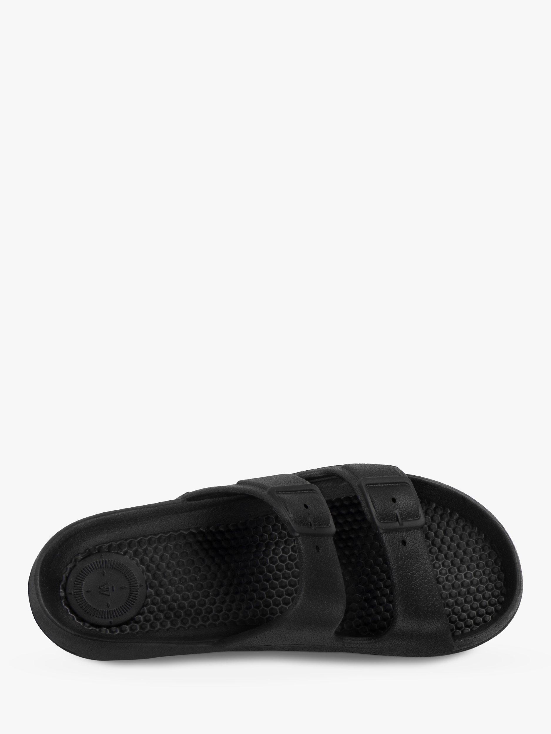 Product image 3 of 6, which shows totes Kids' SolBounce Moulded Buckle Sliders, Black, 2-3