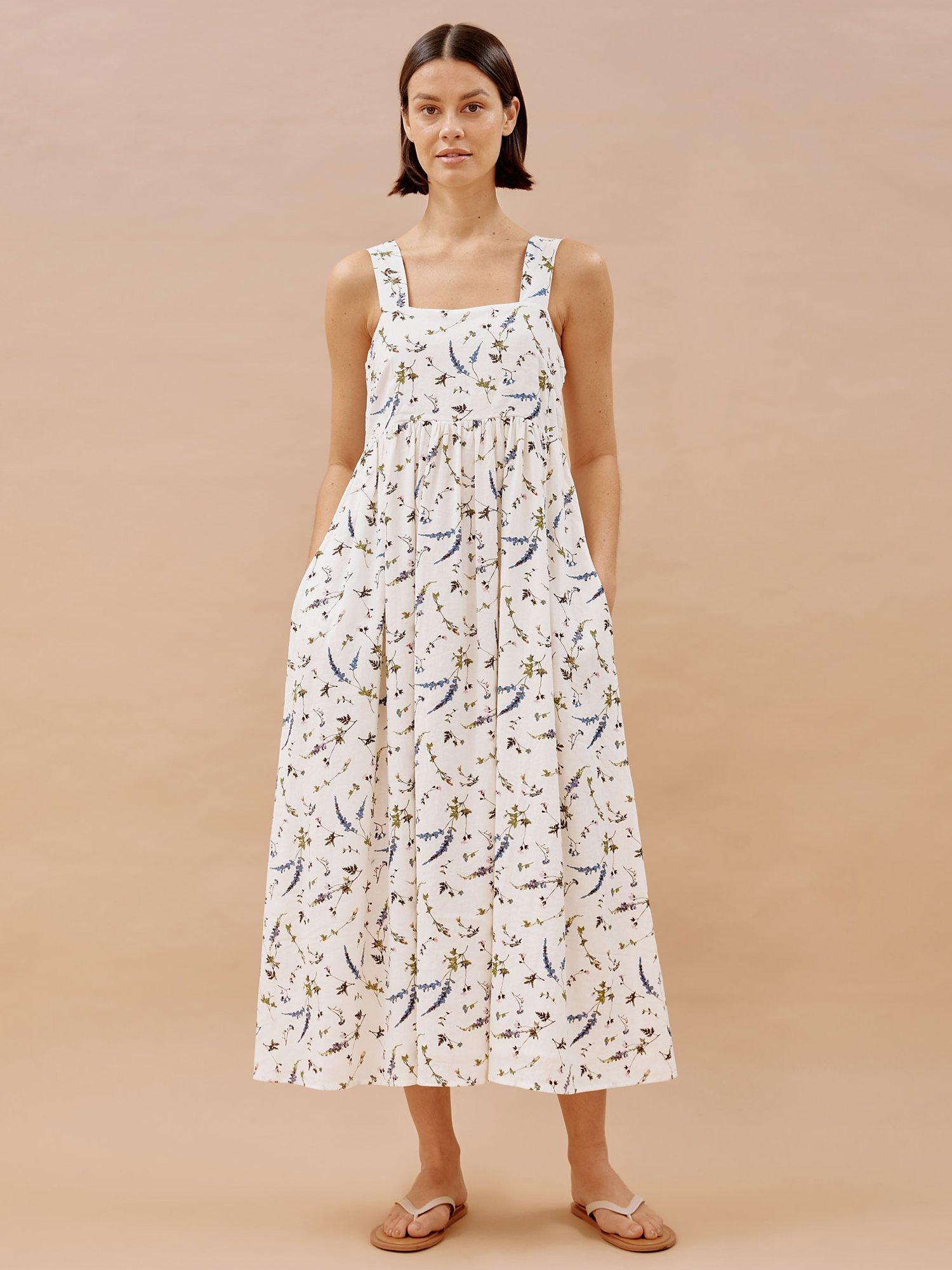 Albaray Sprig Floral Dress White