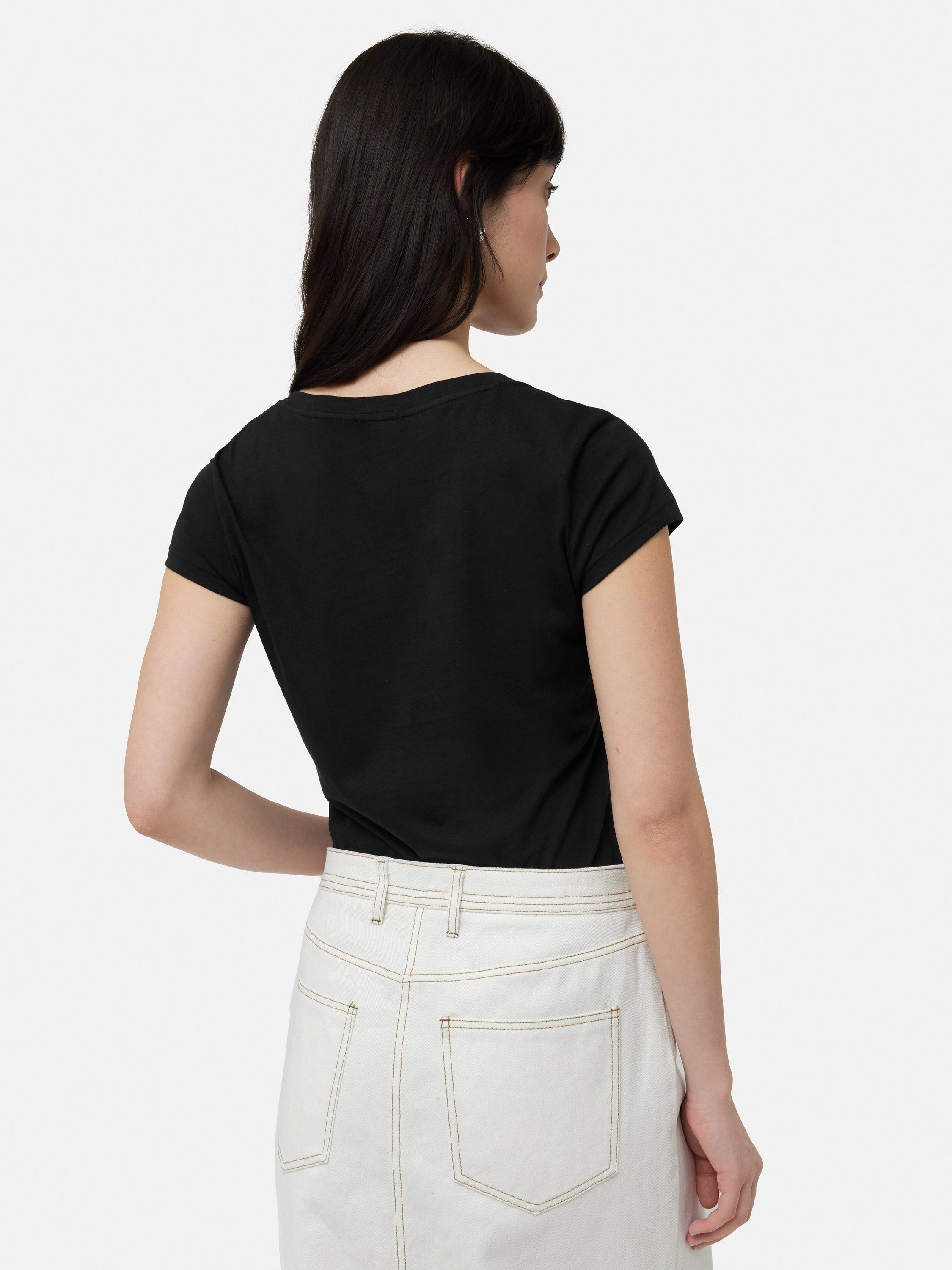 Product image 3 of 6, which shows Jigsaw Supima Cotton Scoop Neck T-Shirt, Black, XS