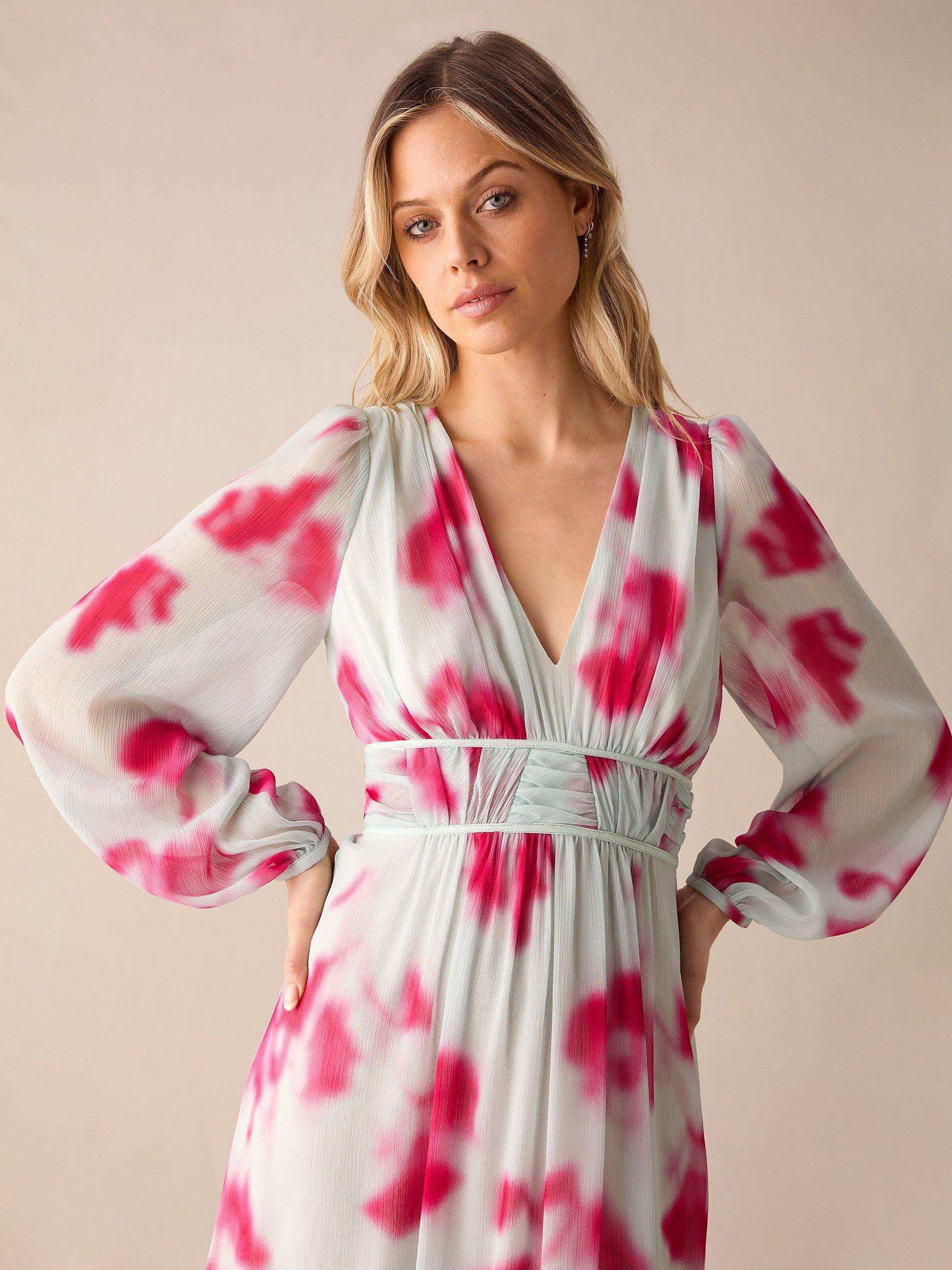 Ro&Zo Petite Stephanie Blurred Floral Maxi Dress, Pink/White