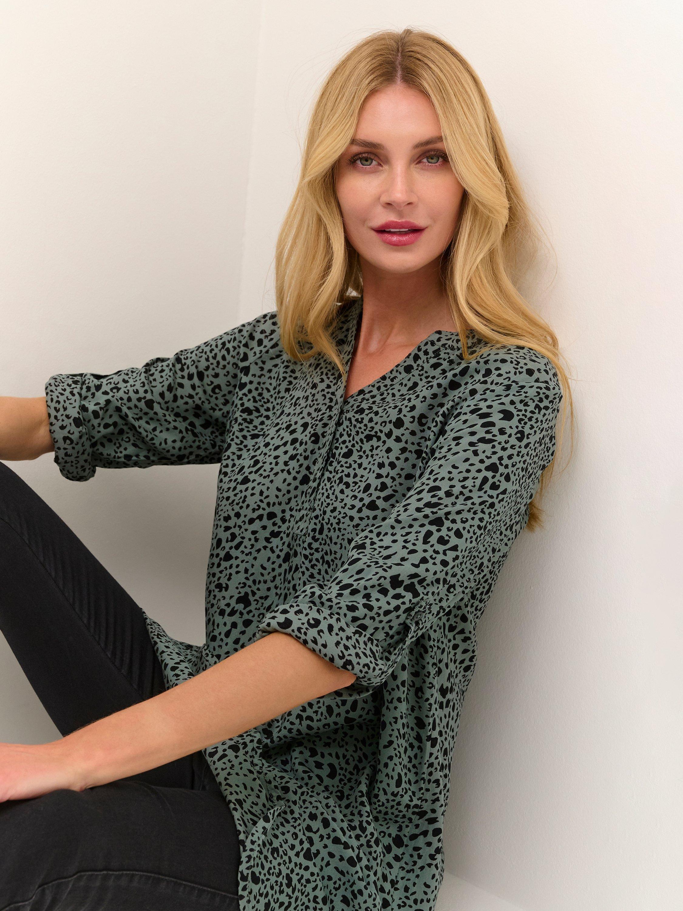 Product image 4 of 6, which shows KAFFE Marana Knee Length Dress, Green/Black, 18