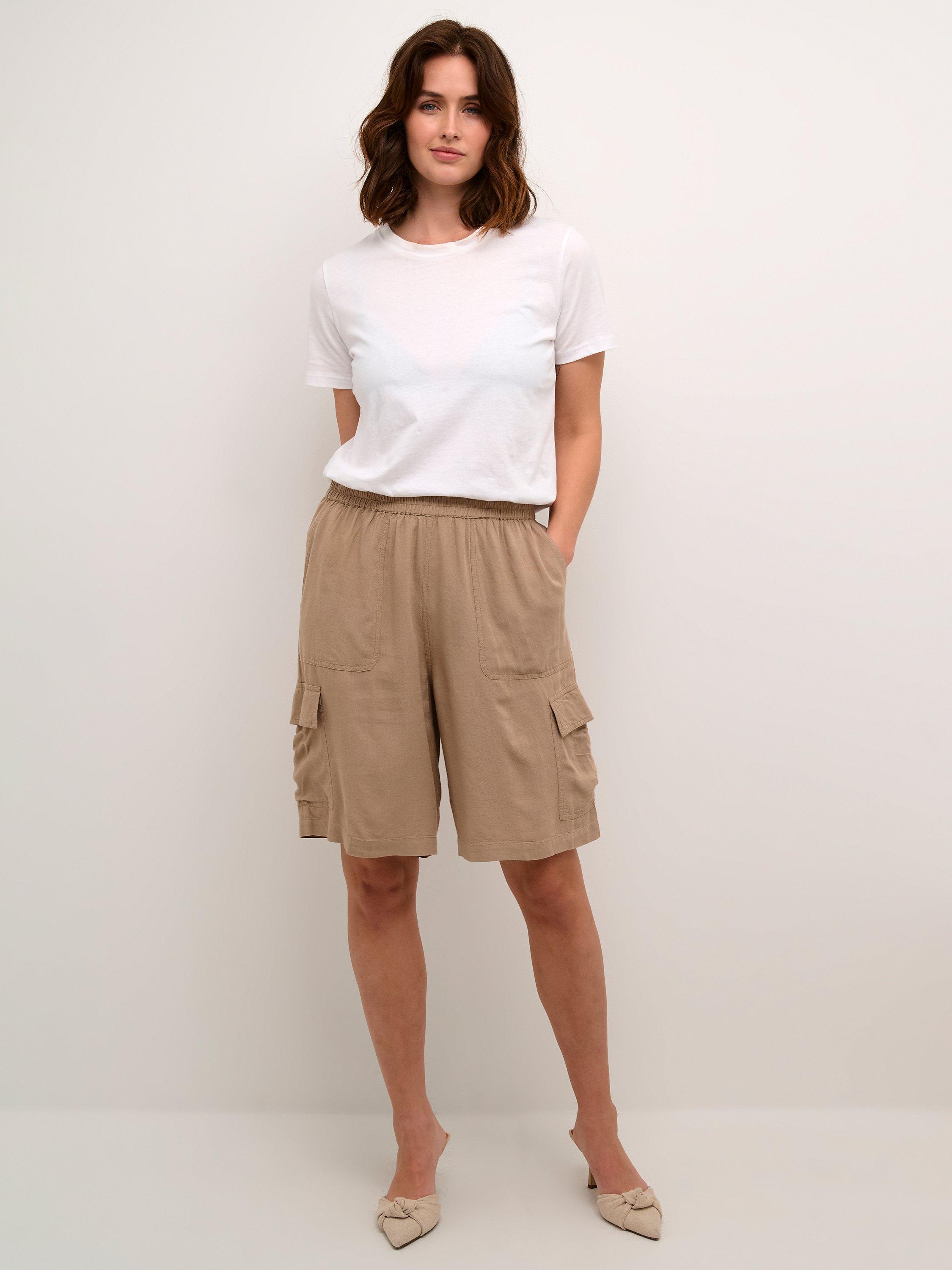 Product image 3 of 5, which shows KAFFE Milia Linen Blend Shorts, Chinchilla, 8