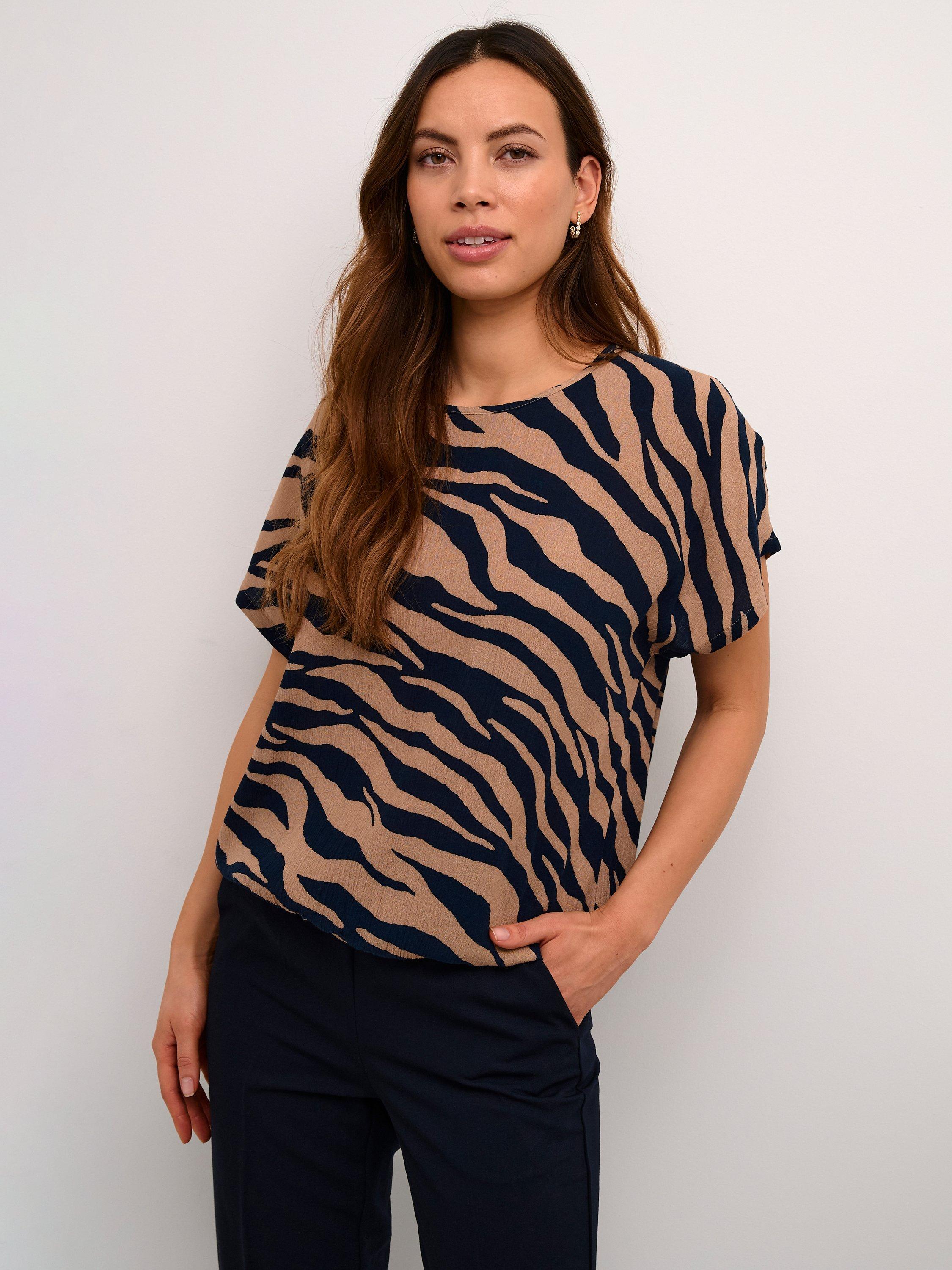 KAFFE Marita Ecovero Short Batwing Sleeves Blouse, Midnight/Amphora