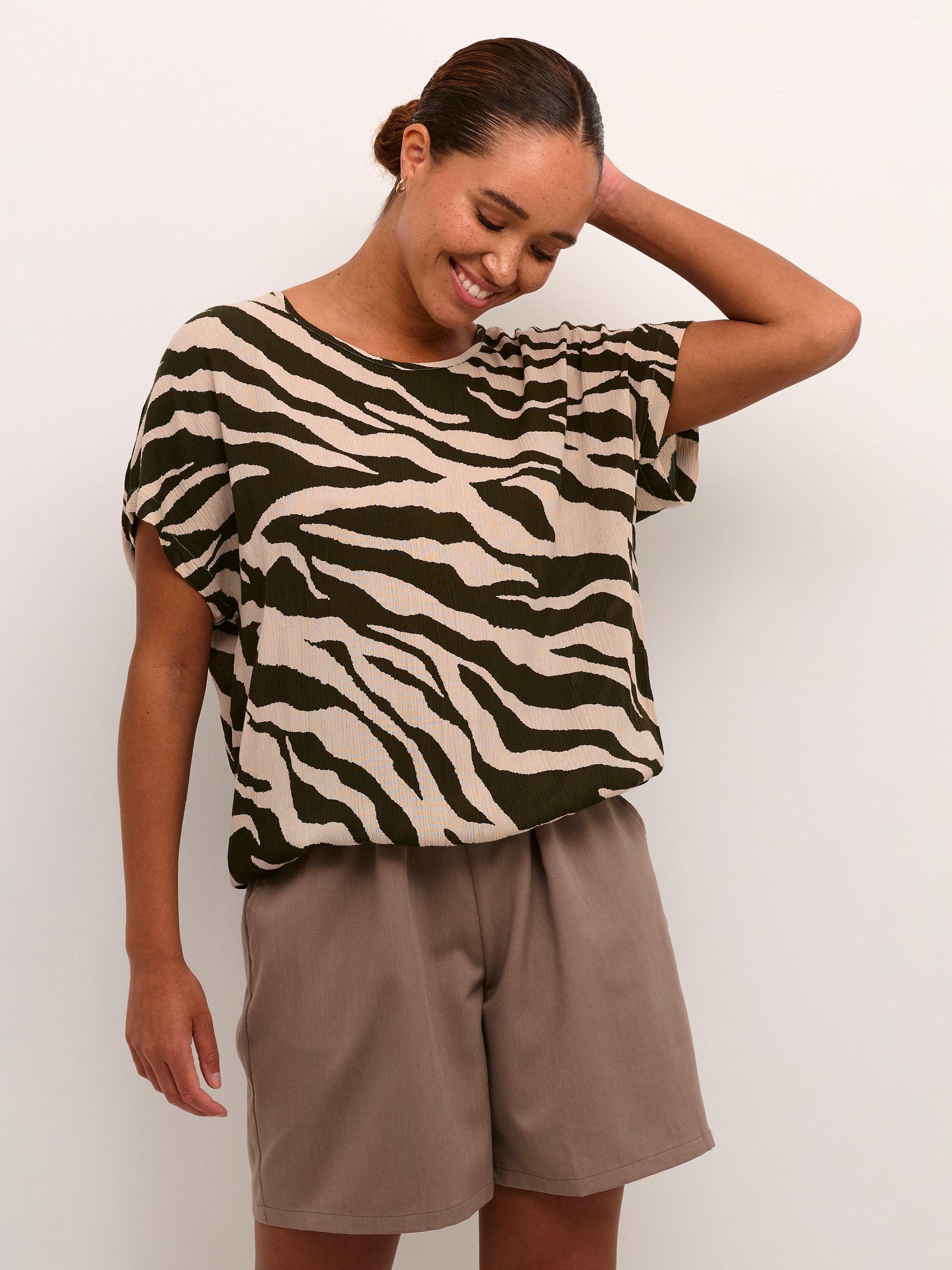 KAFFE Marita Ecovero Short Batwing Sleeves Blouse, Sand/Green