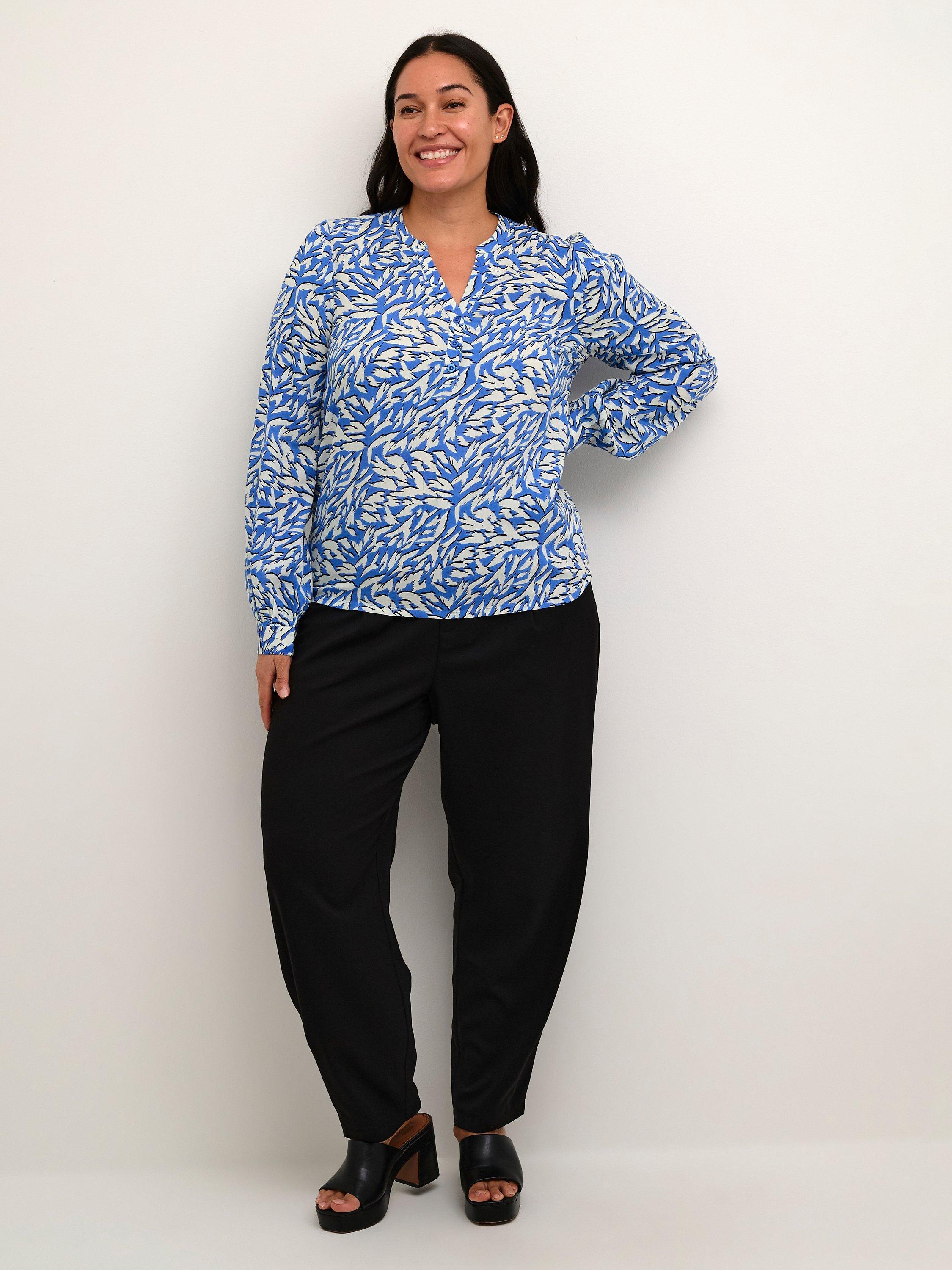Product image 3 of 5, which shows KAFFE Jetta Blouse, Blue/White, 16
