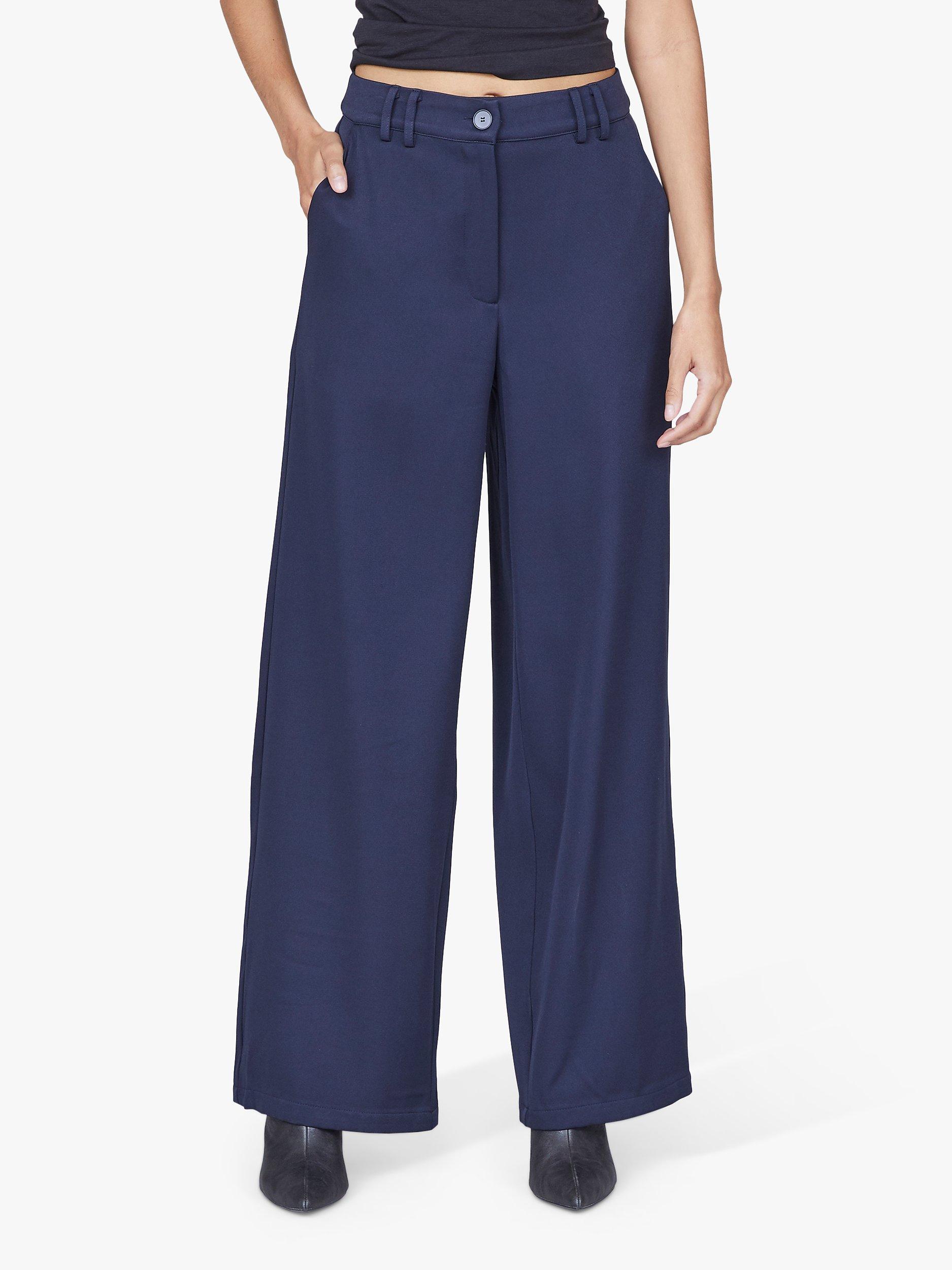 Product image 1 of 5, which shows Sisters Point ELAMA-W.PA Wide Leg Trousers, Navy, XS