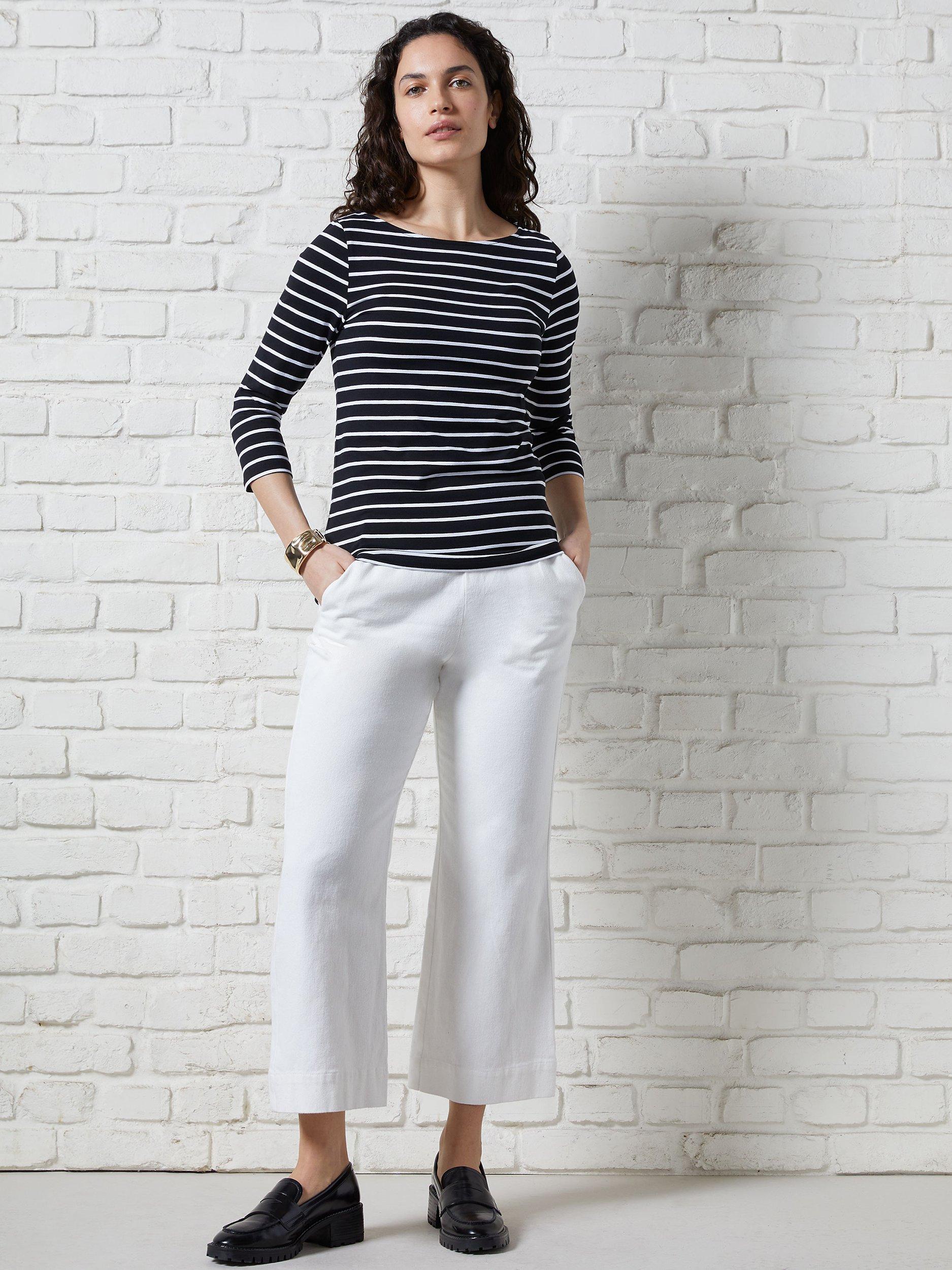 Product image 1 of 3, which shows Great Plains Hollie 3/4 Length Sleeve T-Shirt, Black/White, 8