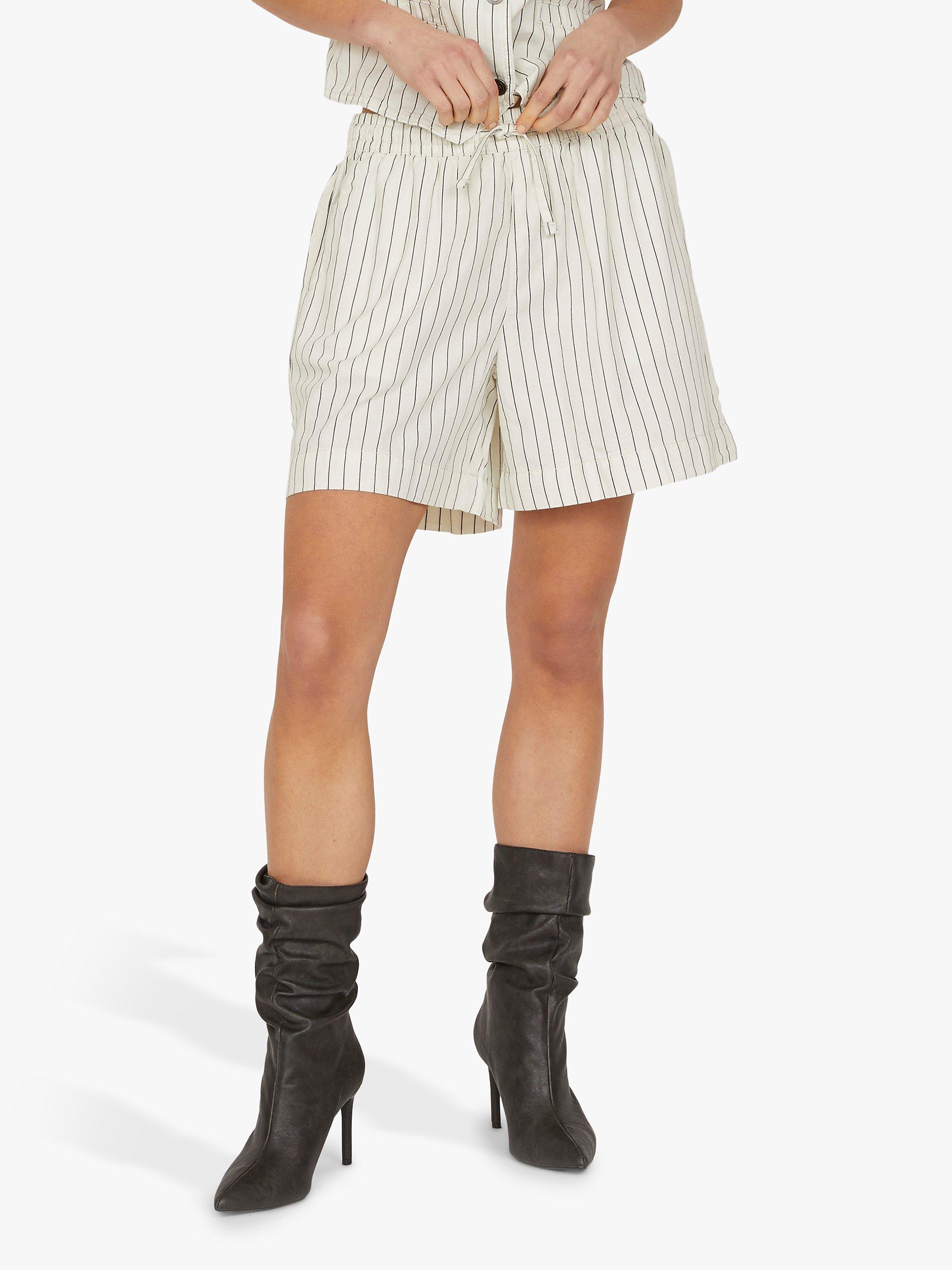 Sisters Point Ella Loose Fitted Striped Shorts, Cream/Navy