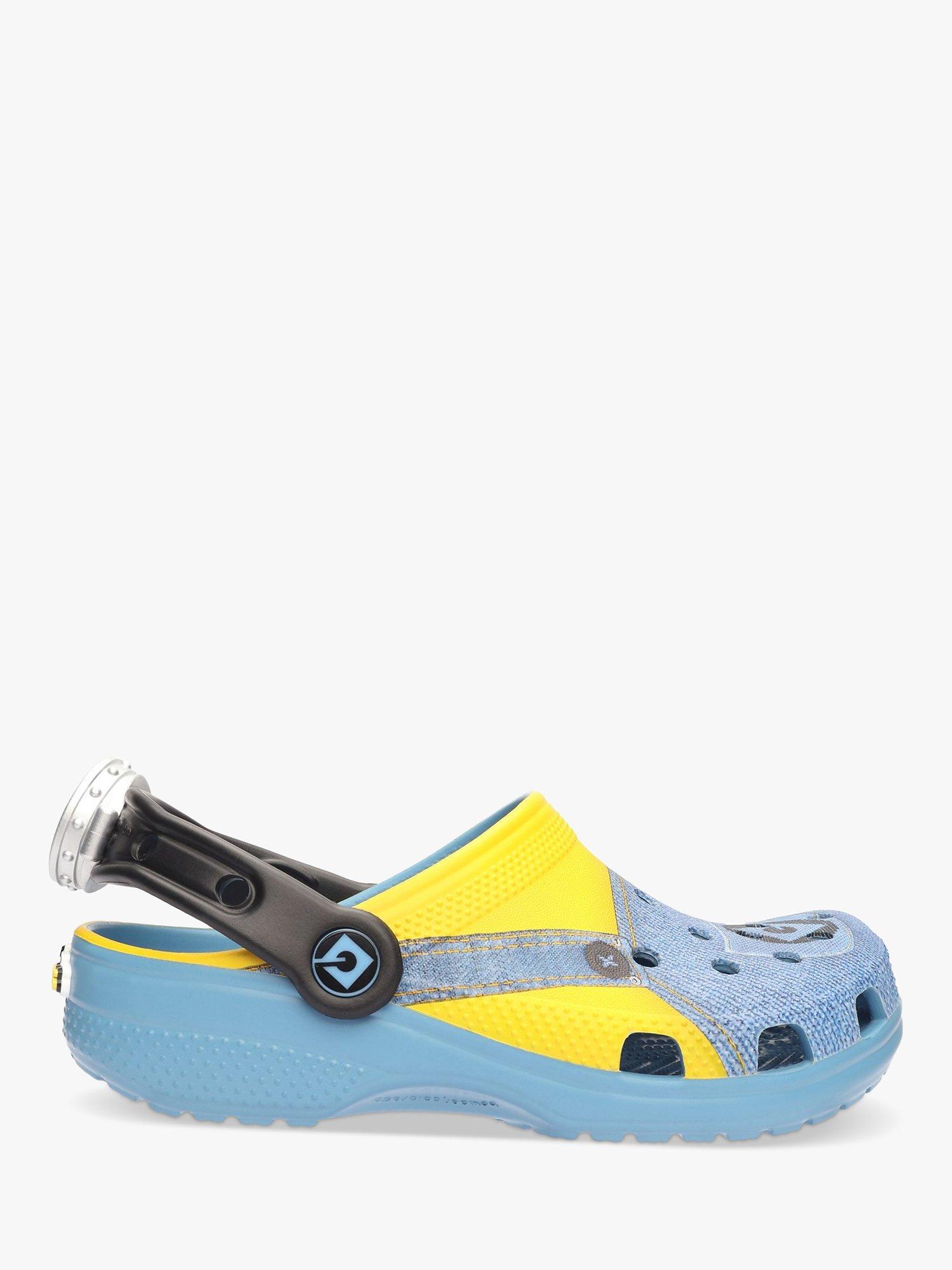 Crocs Kids' Despicable Me Classic Clogs, Multi, 11 Jnr