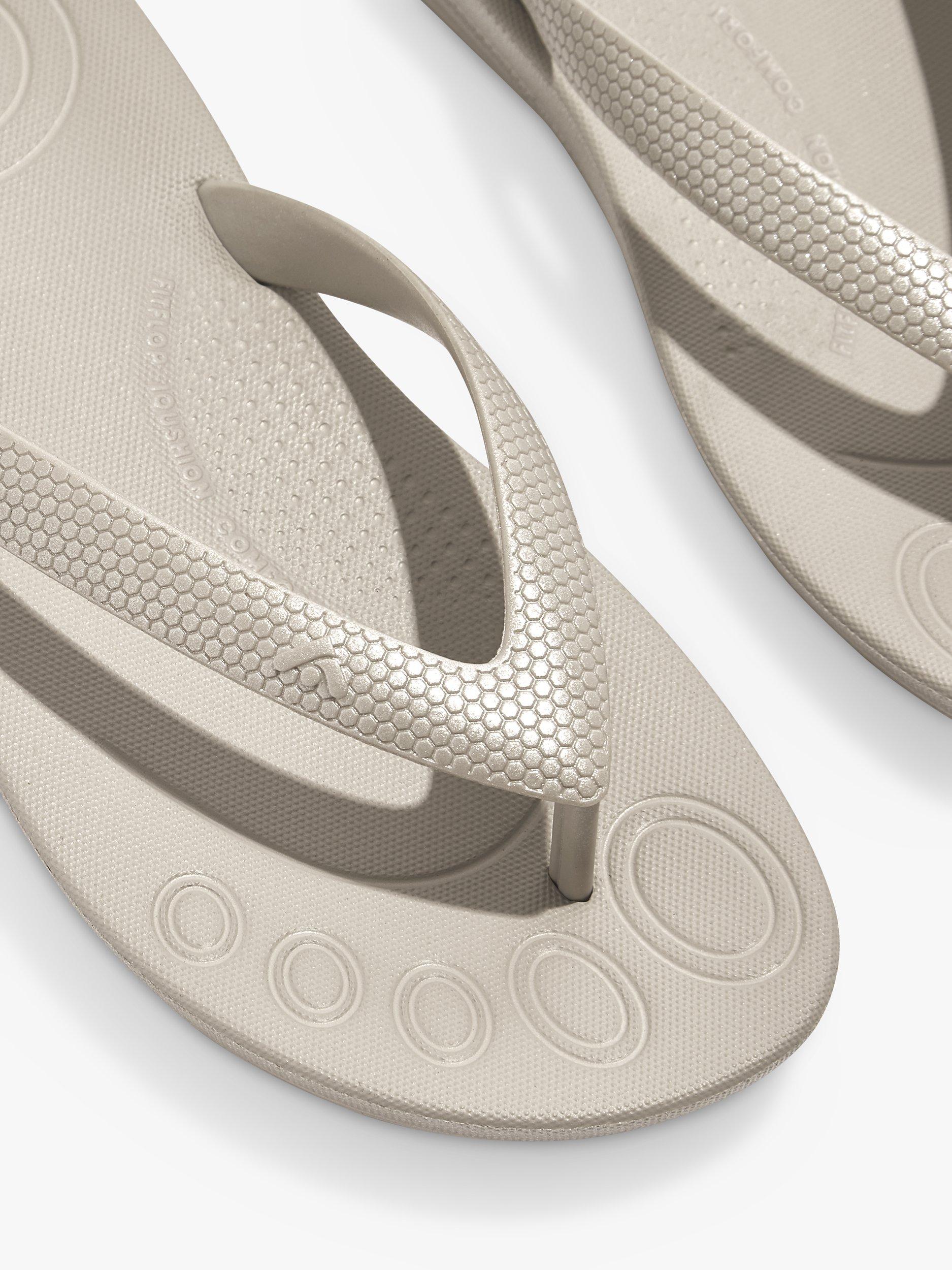 Product image 3 of 4, which shows FitFlop Kids' Iqushion Pearlised Flip Flops, Silver, 1