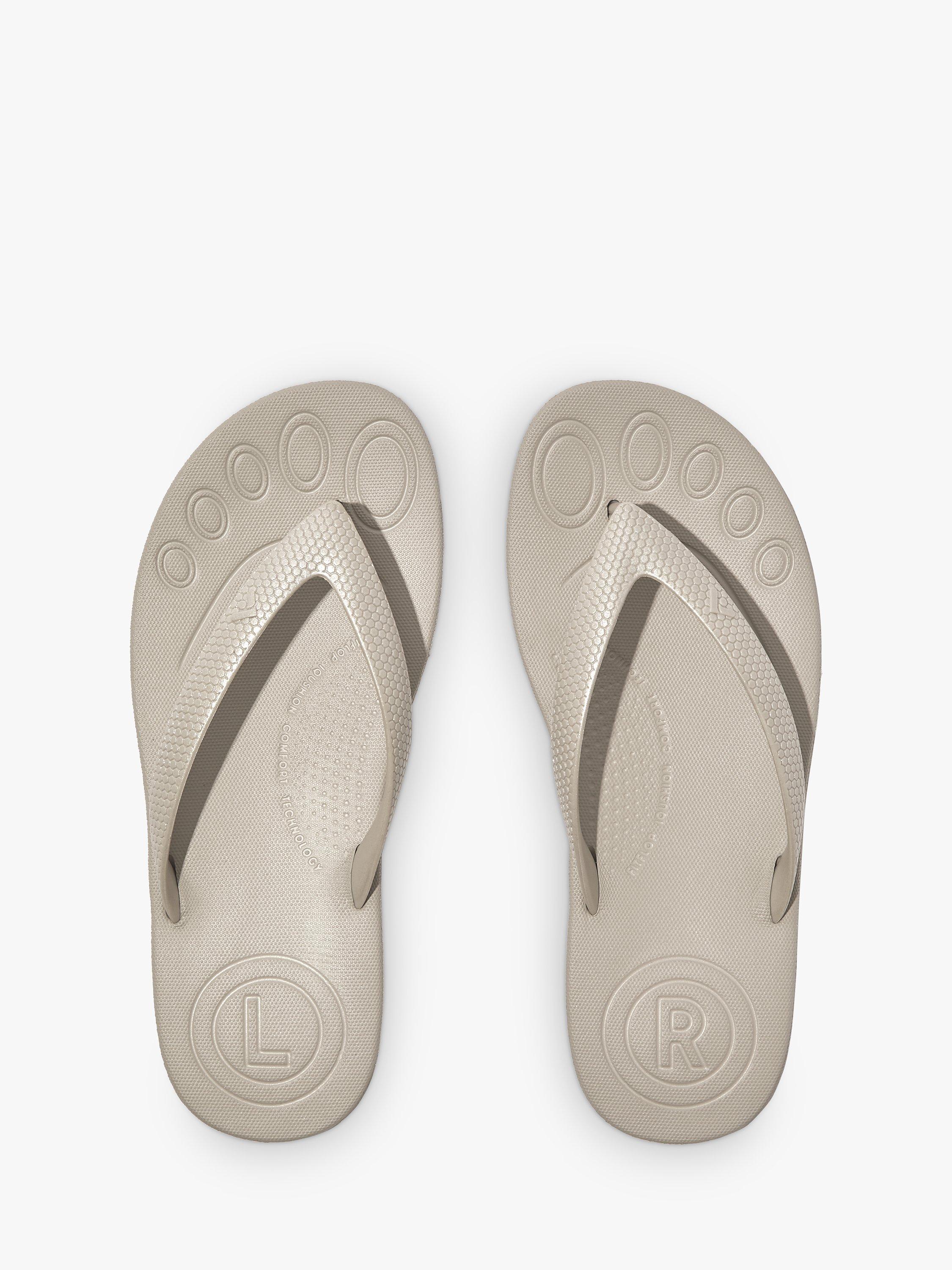 Product image 4 of 4, which shows FitFlop Kids' Iqushion Pearlised Flip Flops, Silver, 1