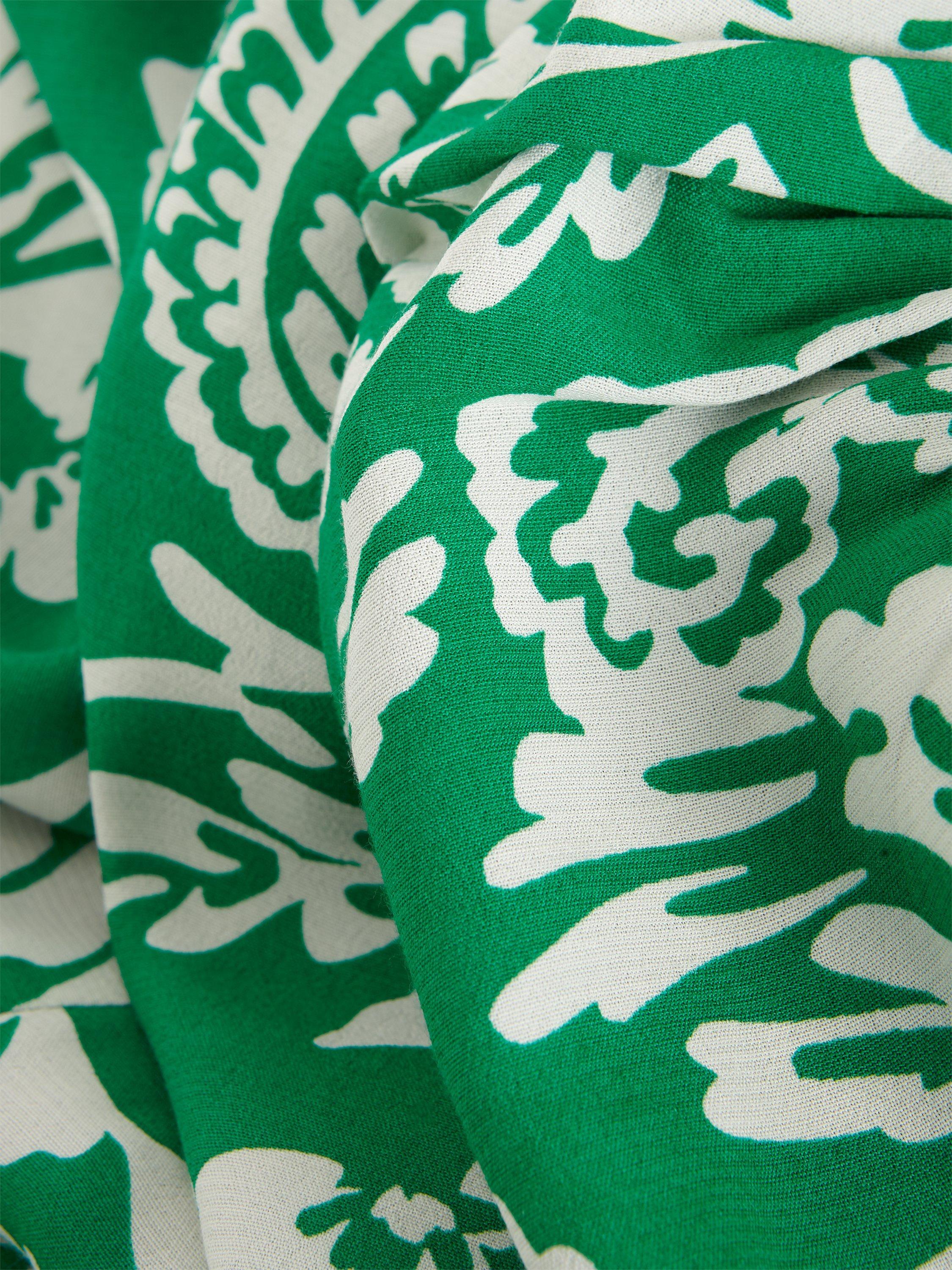 Product image 2 of 5, which shows Hobbs Cassidy Paisley Print Skirt, Green/Ivory, 10