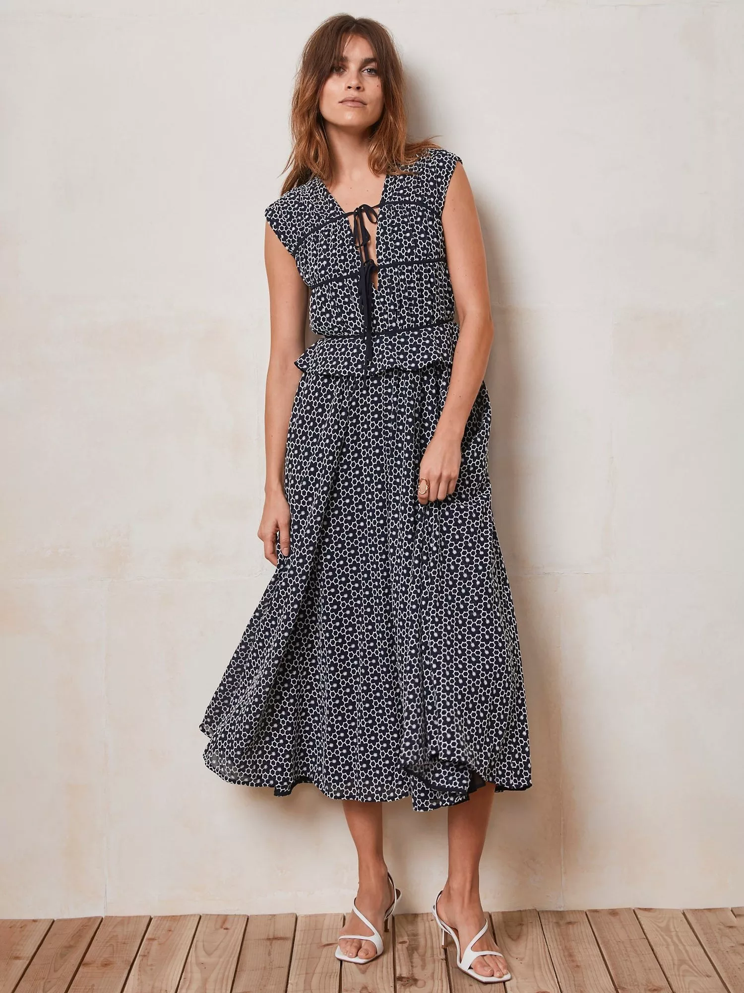 Boden lucinda broderie dress hotsell