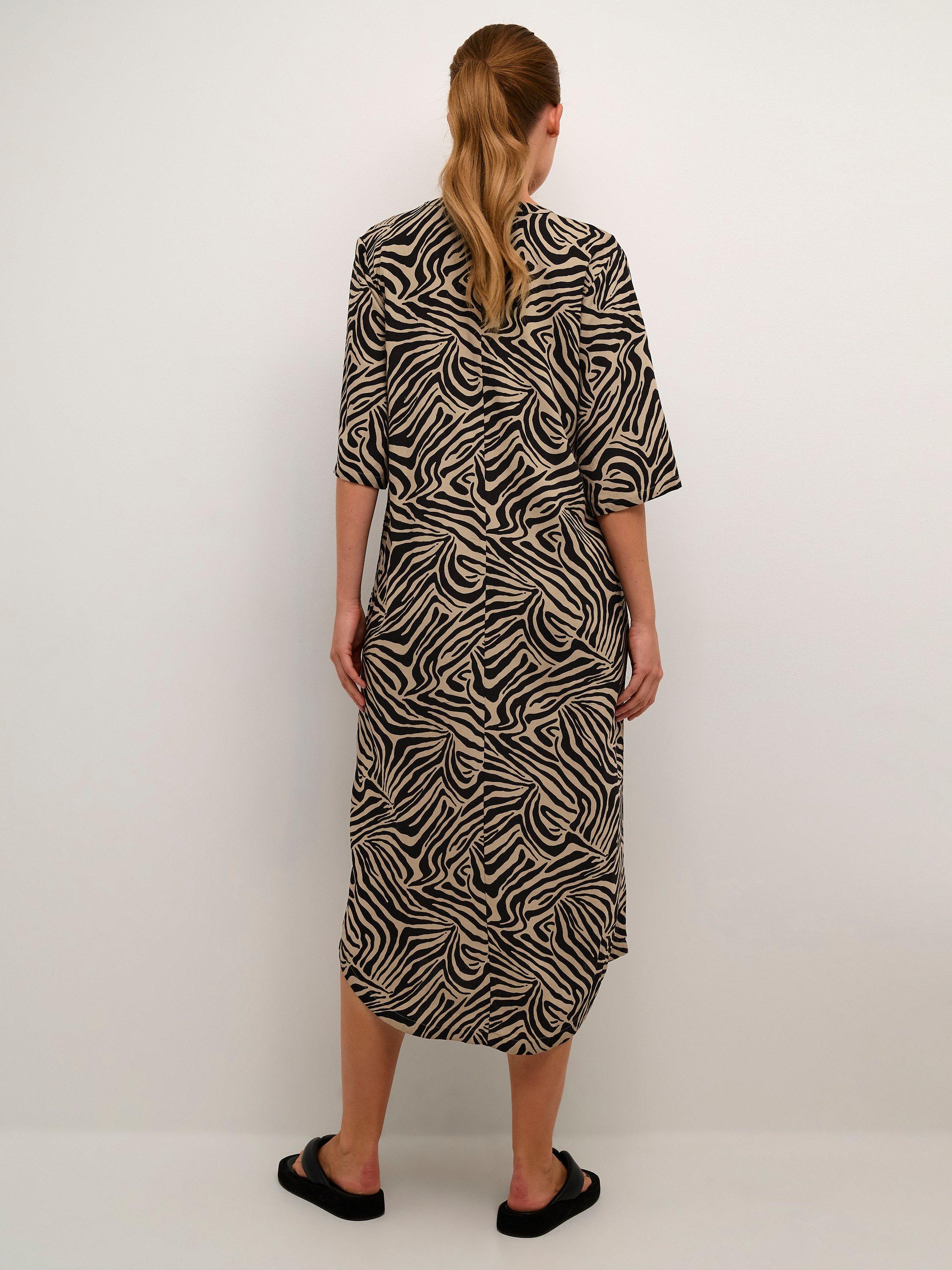 Product image 2 of 6, which shows KAFFE Milia Animal Print Kaftan Linen Blend Dress, Chinchilla/Black, 8