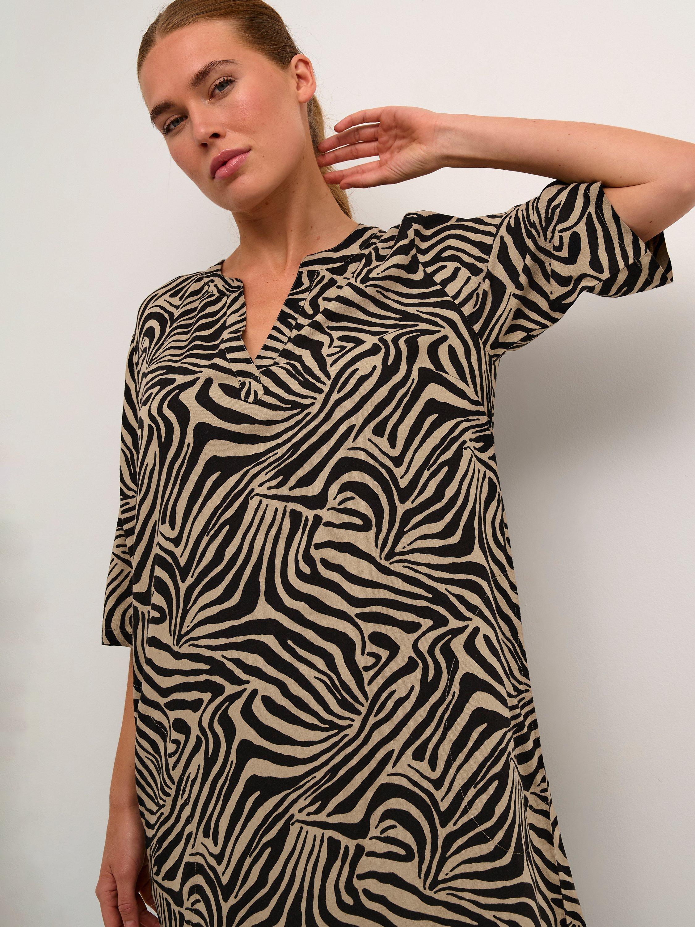 Product image 3 of 6, which shows KAFFE Milia Animal Print Kaftan Linen Blend Dress, Chinchilla/Black, 8