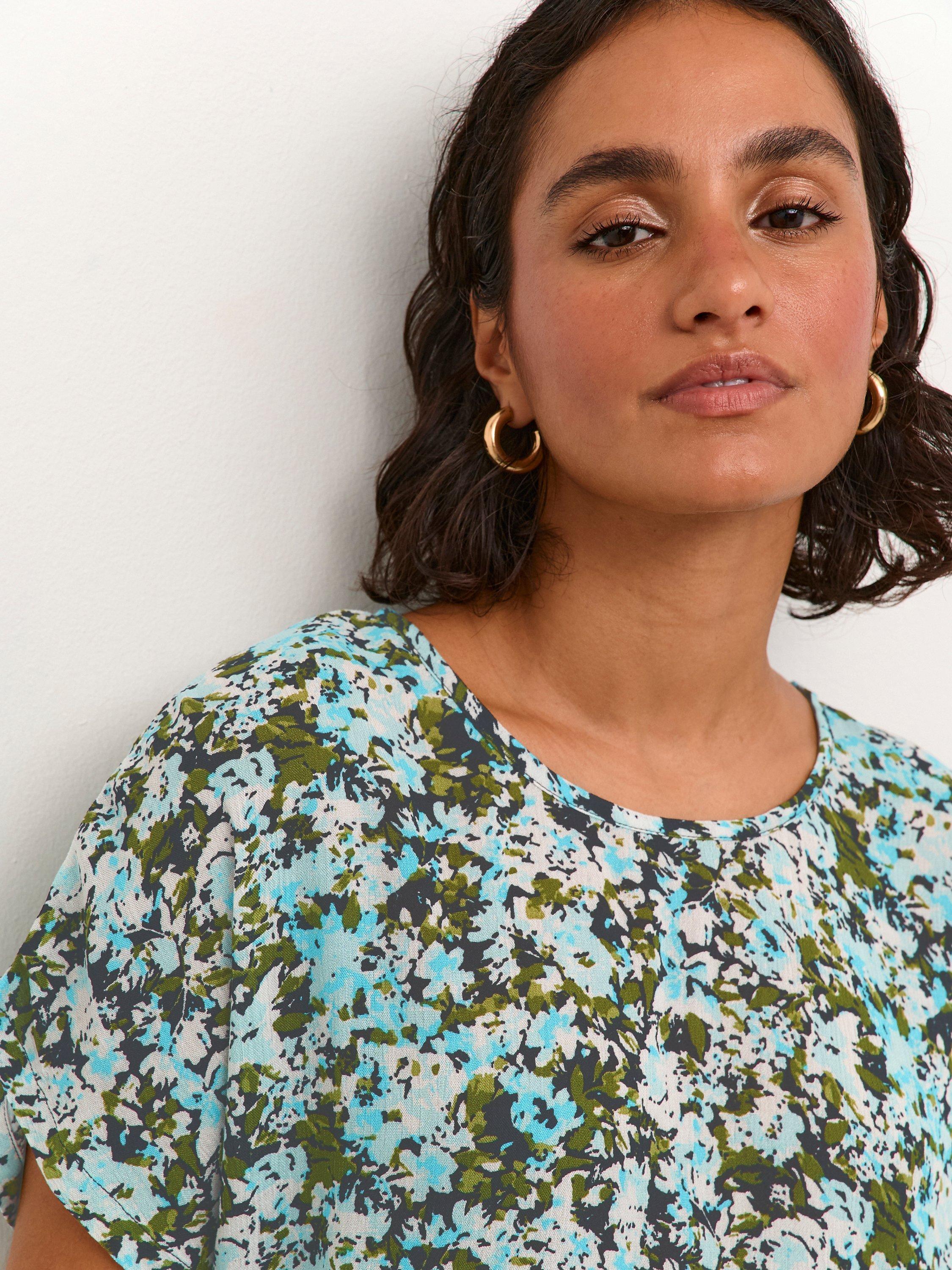 Product image 3 of 6, which shows KAFFE Amber Ecovero Batwing Sleeve Blouse, Blue/Green Flower, 10